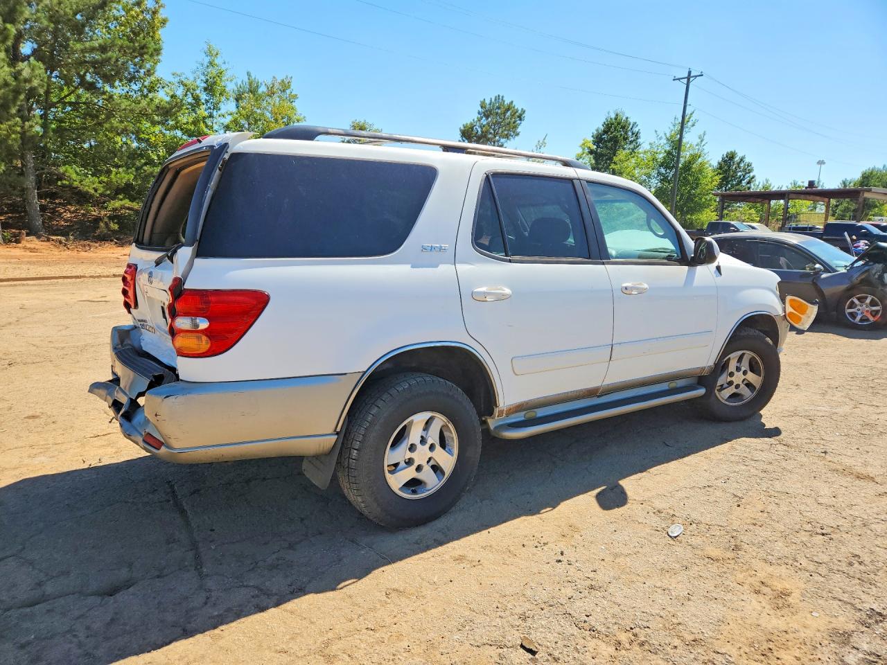 2003 Toyota Sequoia Sr5 White vin: 5TDZT34A93S139760