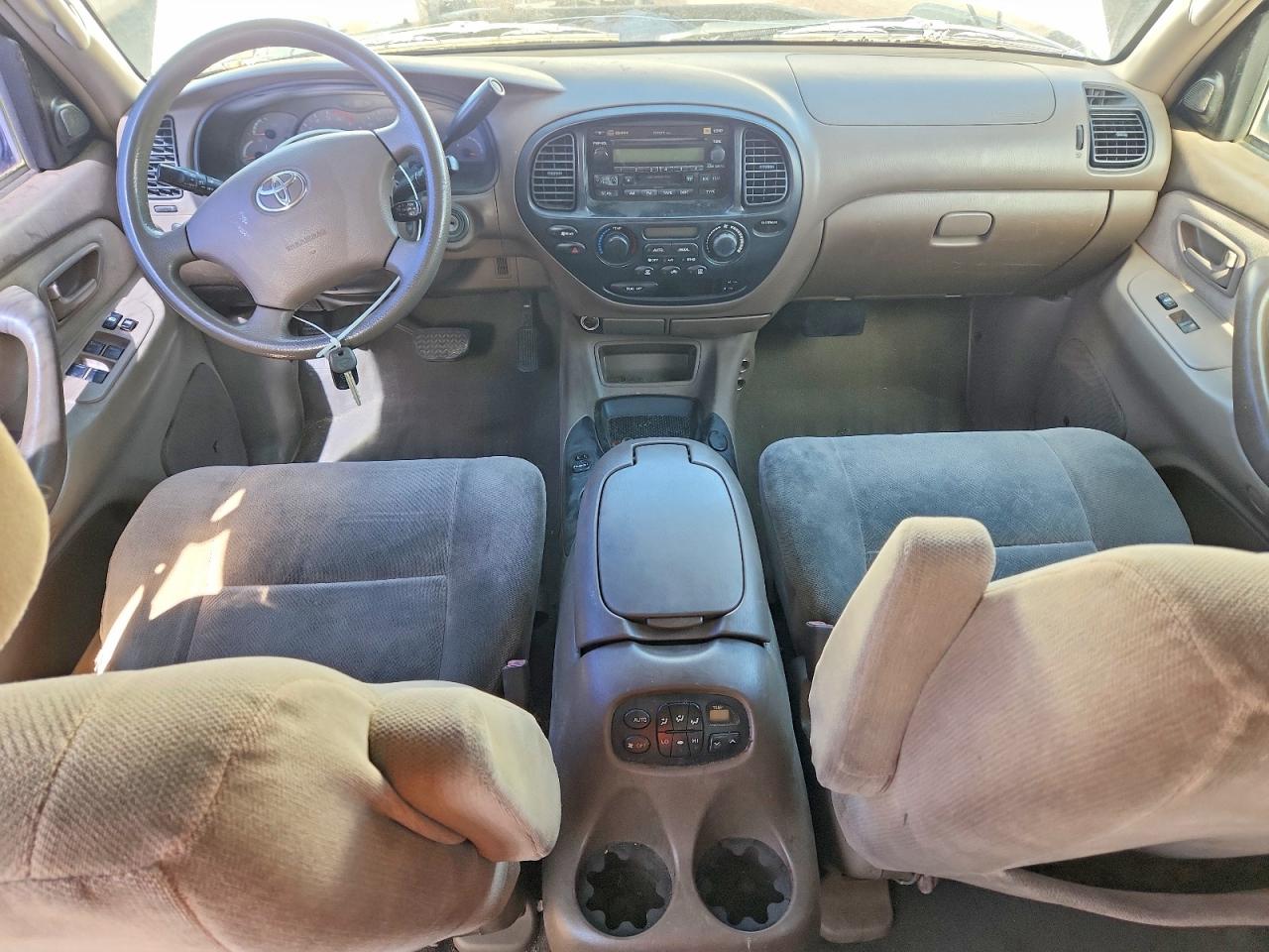 2004 Toyota Sequoia Sr5 White vin: 5TDZT34A94S213258