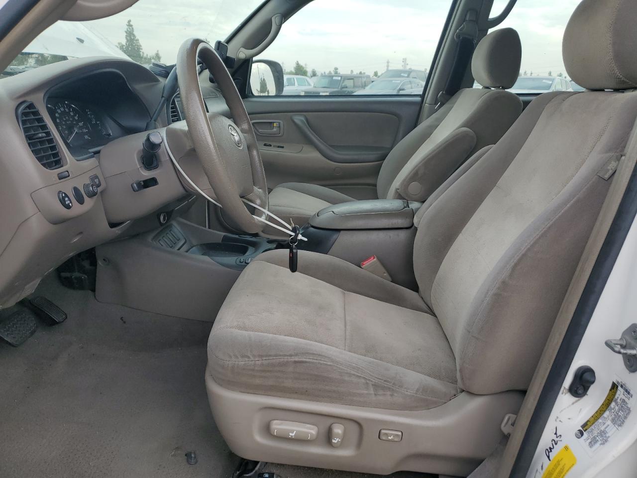 2007 Toyota Sequoia Sr5 White vin: 5TDZT34A97S287106