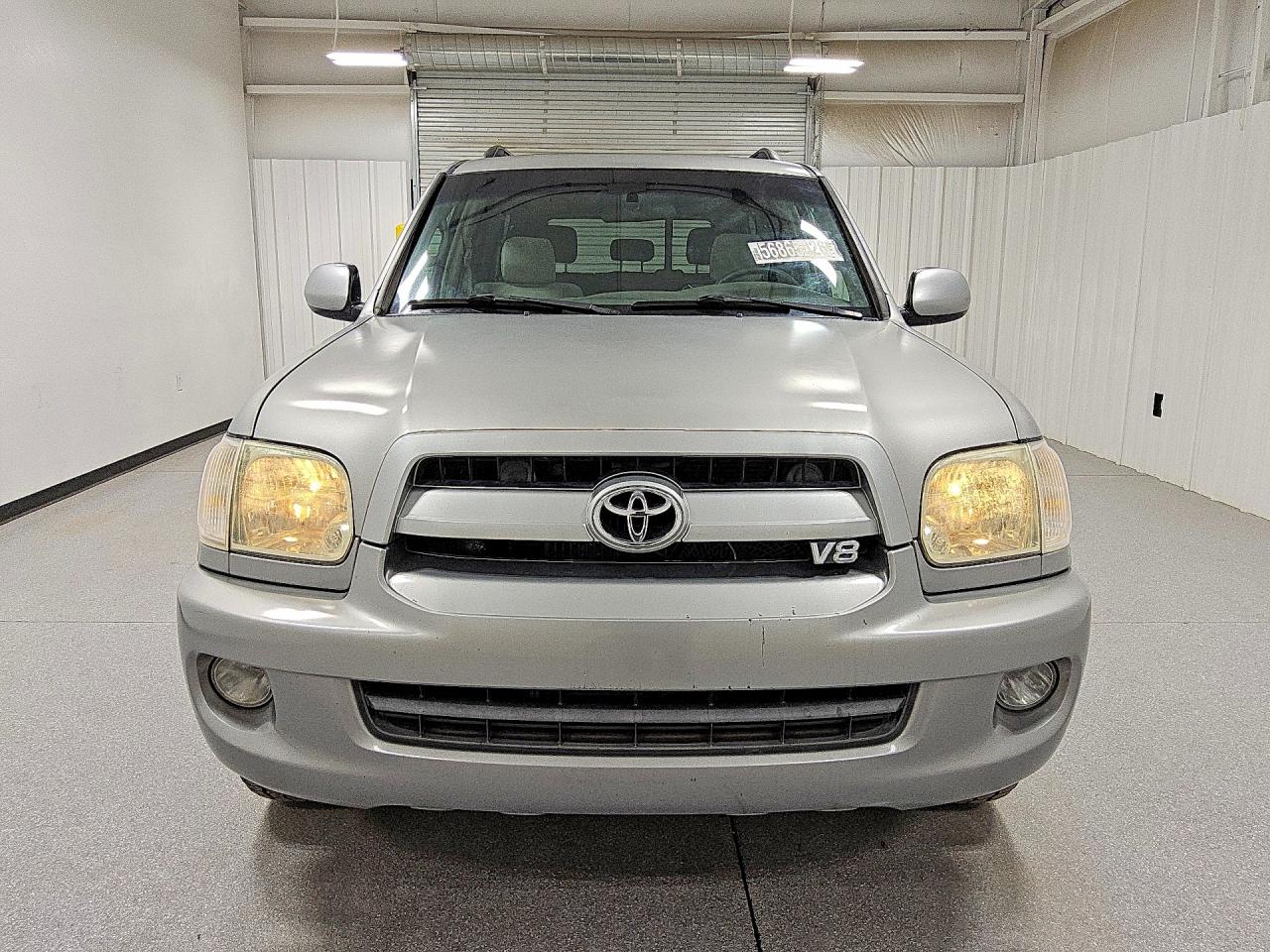 2007 Toyota Sequoia Sr5 Silver vin: 5TDZT34A97S289373