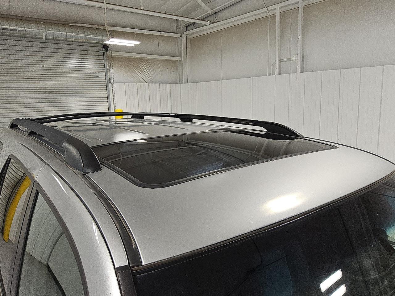 2007 Toyota Sequoia Sr5 Silver vin: 5TDZT34A97S289373 Damage: Moon Roof, Inoperable, Repair Required