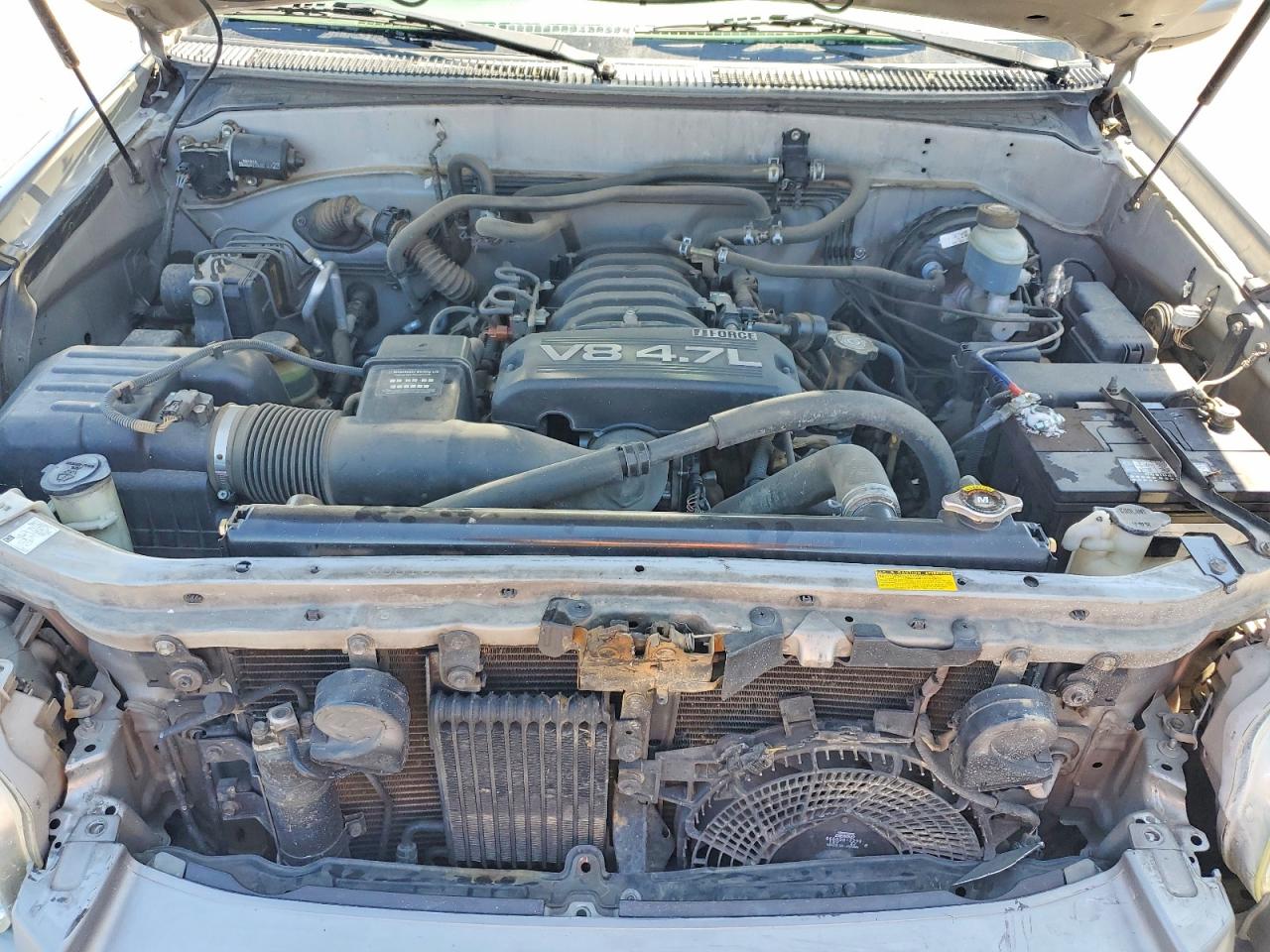 2007 Toyota Sequoia Sr5 Silver vin: 5TDZT34A97S294654