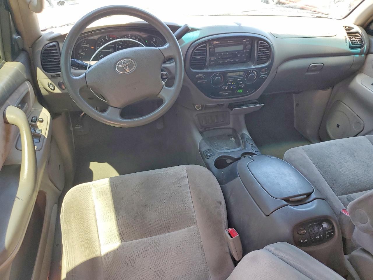 2007 Toyota Sequoia Sr5 Silver vin: 5TDZT34A97S294654