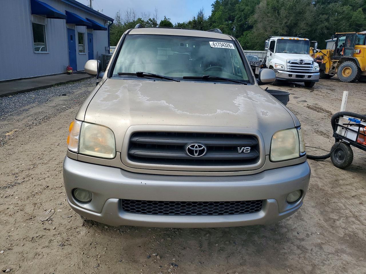 2002 Toyota Sequoia Sr5 Beige vin: 5TDZT34AX2S135599