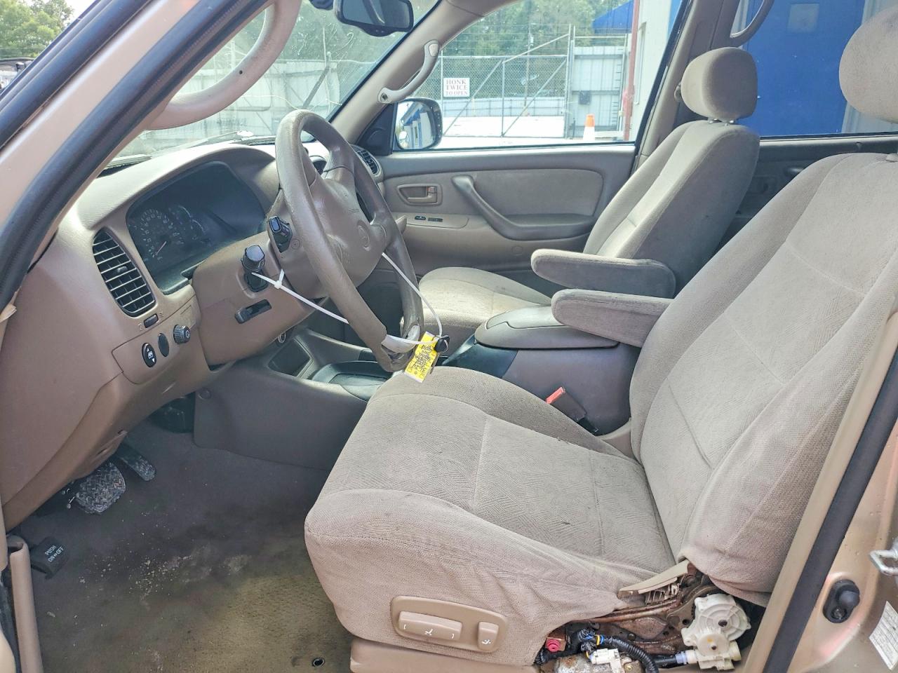 2002 Toyota Sequoia Sr5 Beige vin: 5TDZT34AX2S135599