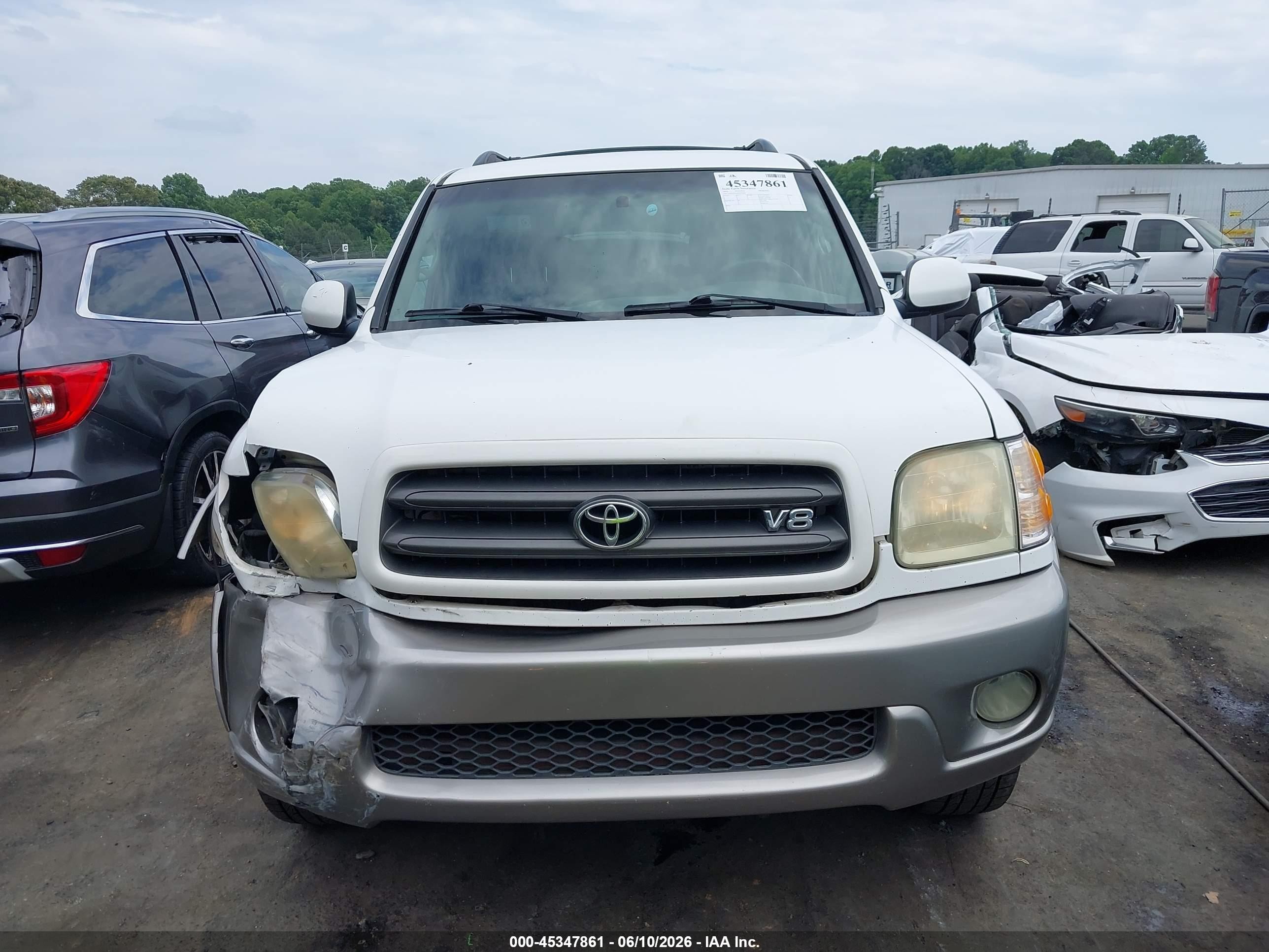 2003 Toyota Sequoia Sr5 V8 White vin: 5TDZT34AX3S173643