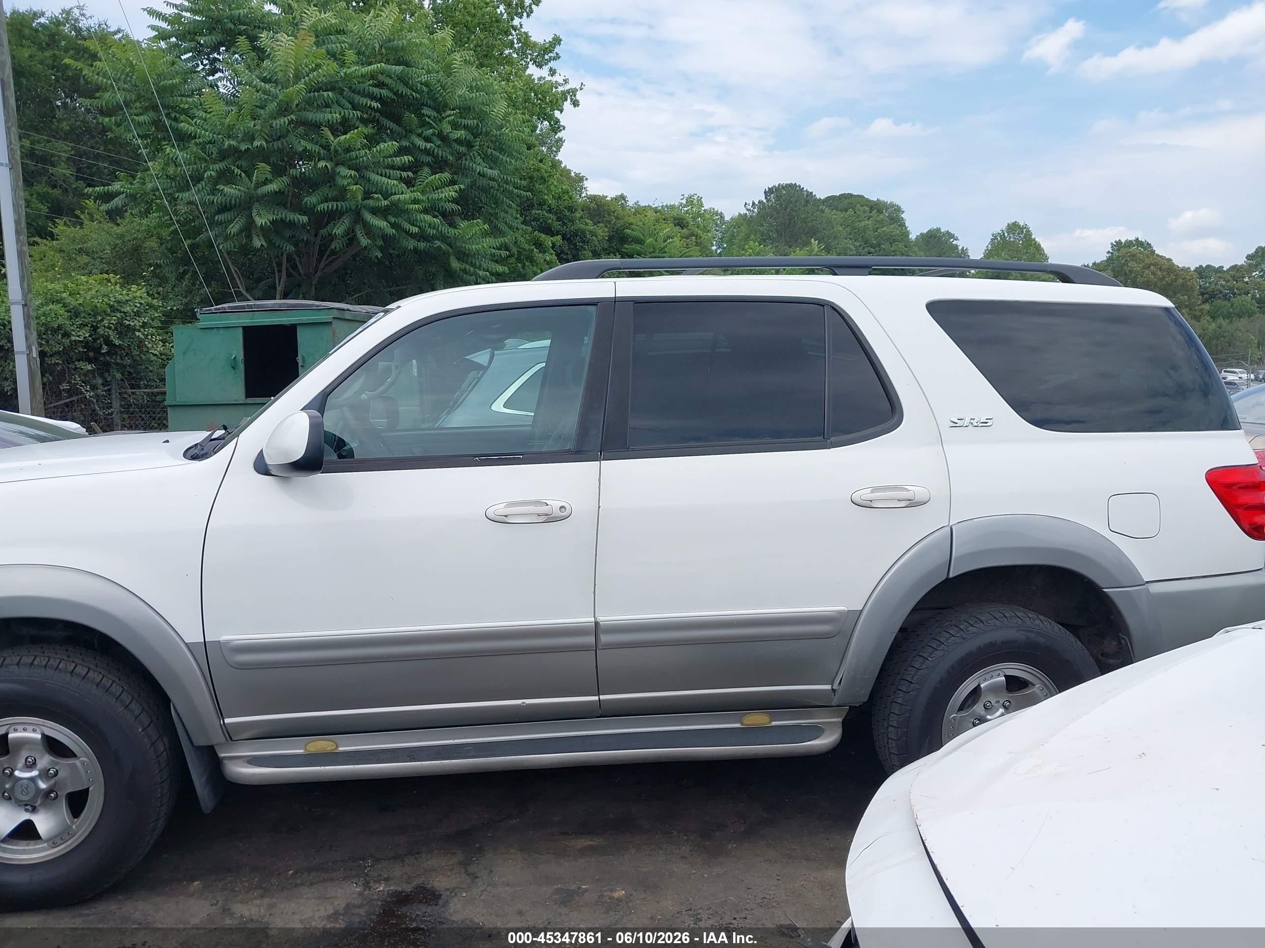 2003 Toyota Sequoia Sr5 V8 White vin: 5TDZT34AX3S173643