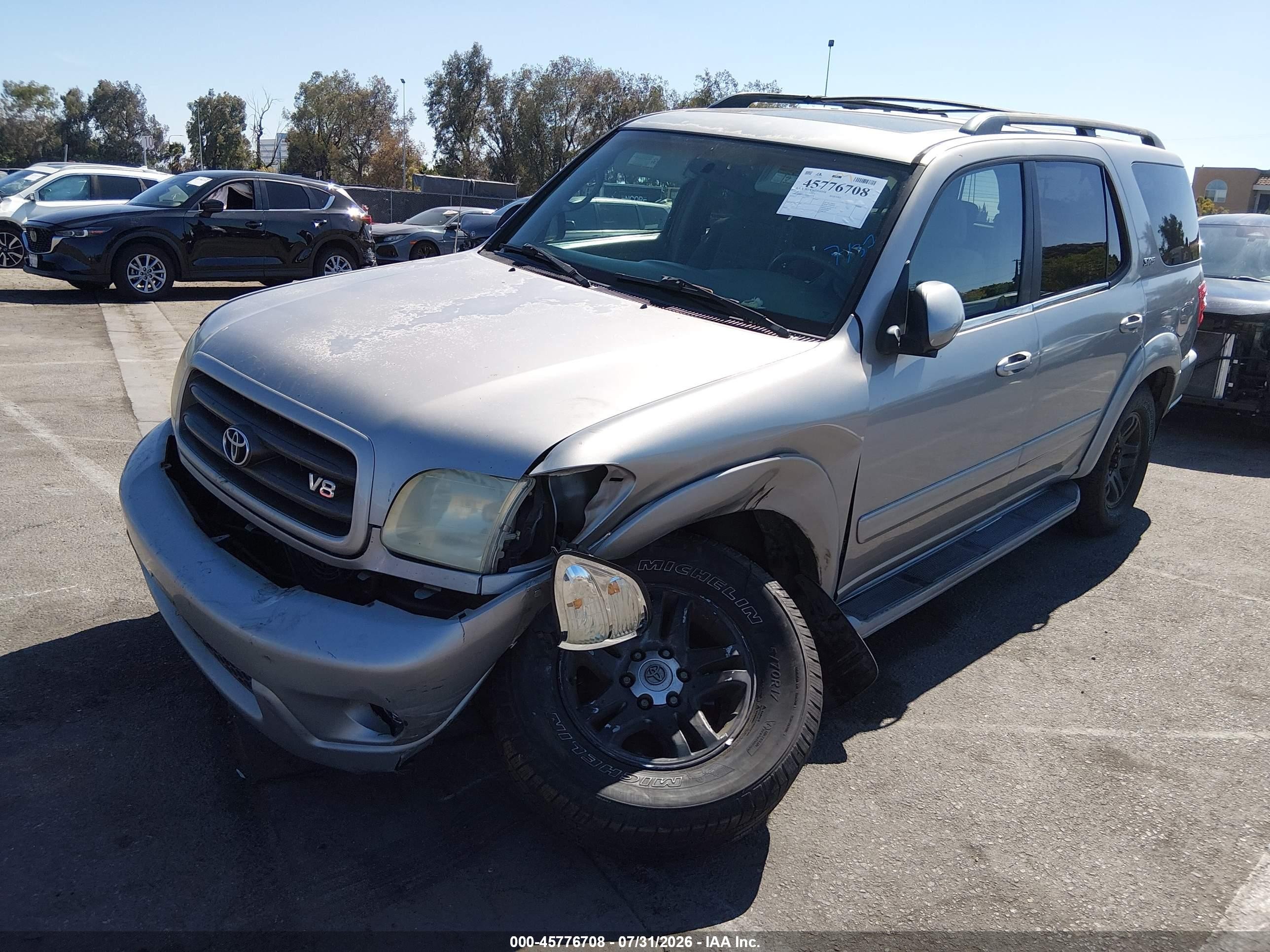 2003 Toyota Sequoia Sr5 V8 Серебряный vin: 5TDZT34AX3S187218