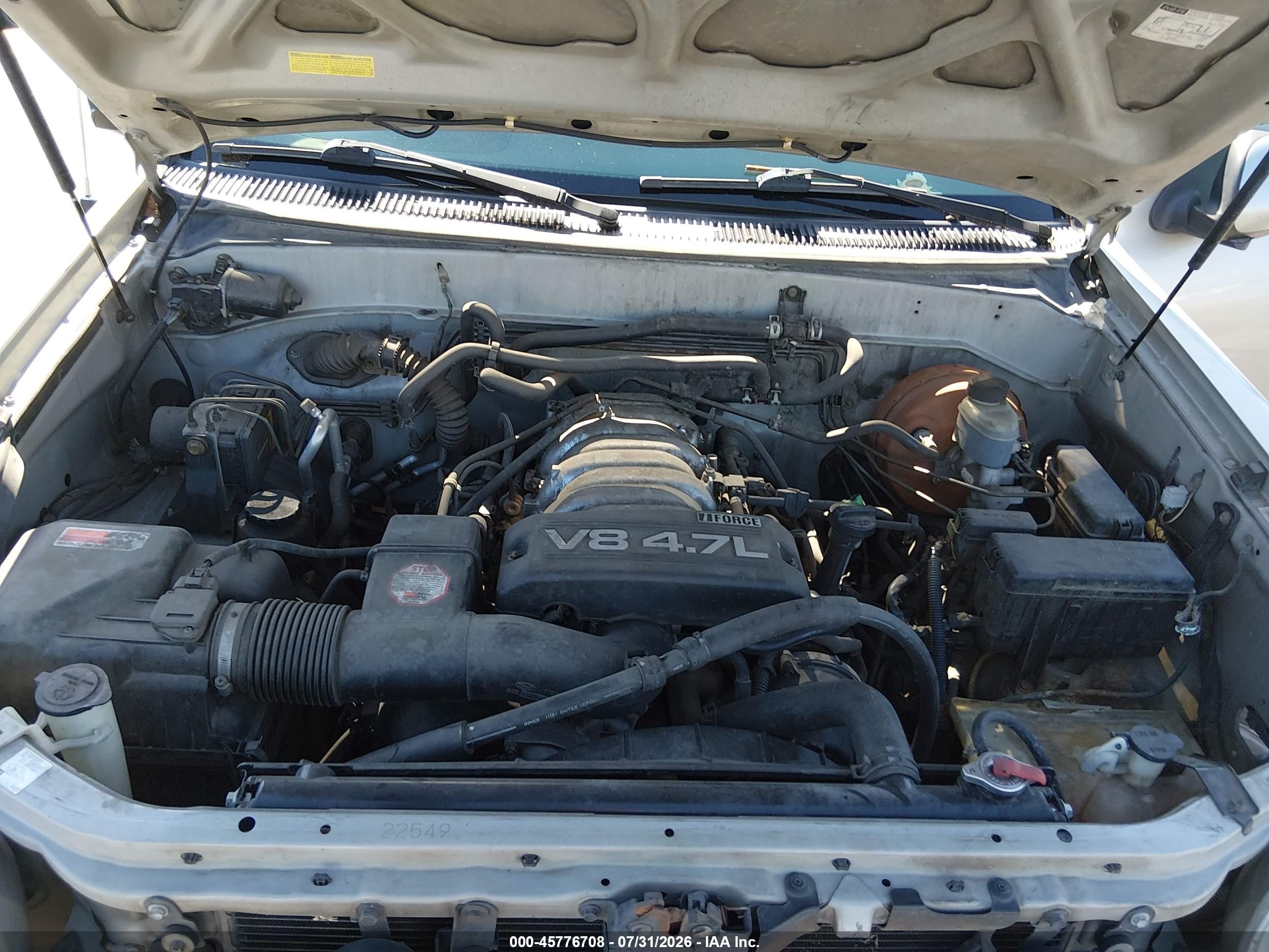 2003 Toyota Sequoia Sr5 V8 Серебряный vin: 5TDZT34AX3S187218