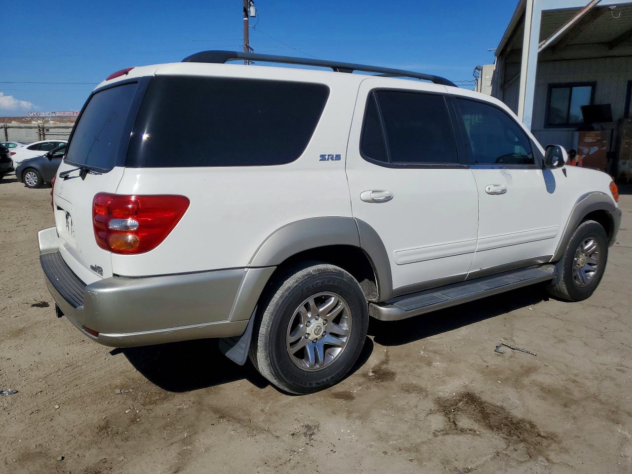 2004 Toyota Sequoia Sr5 Серебряный vin: 5TDZT34AX4S229226
