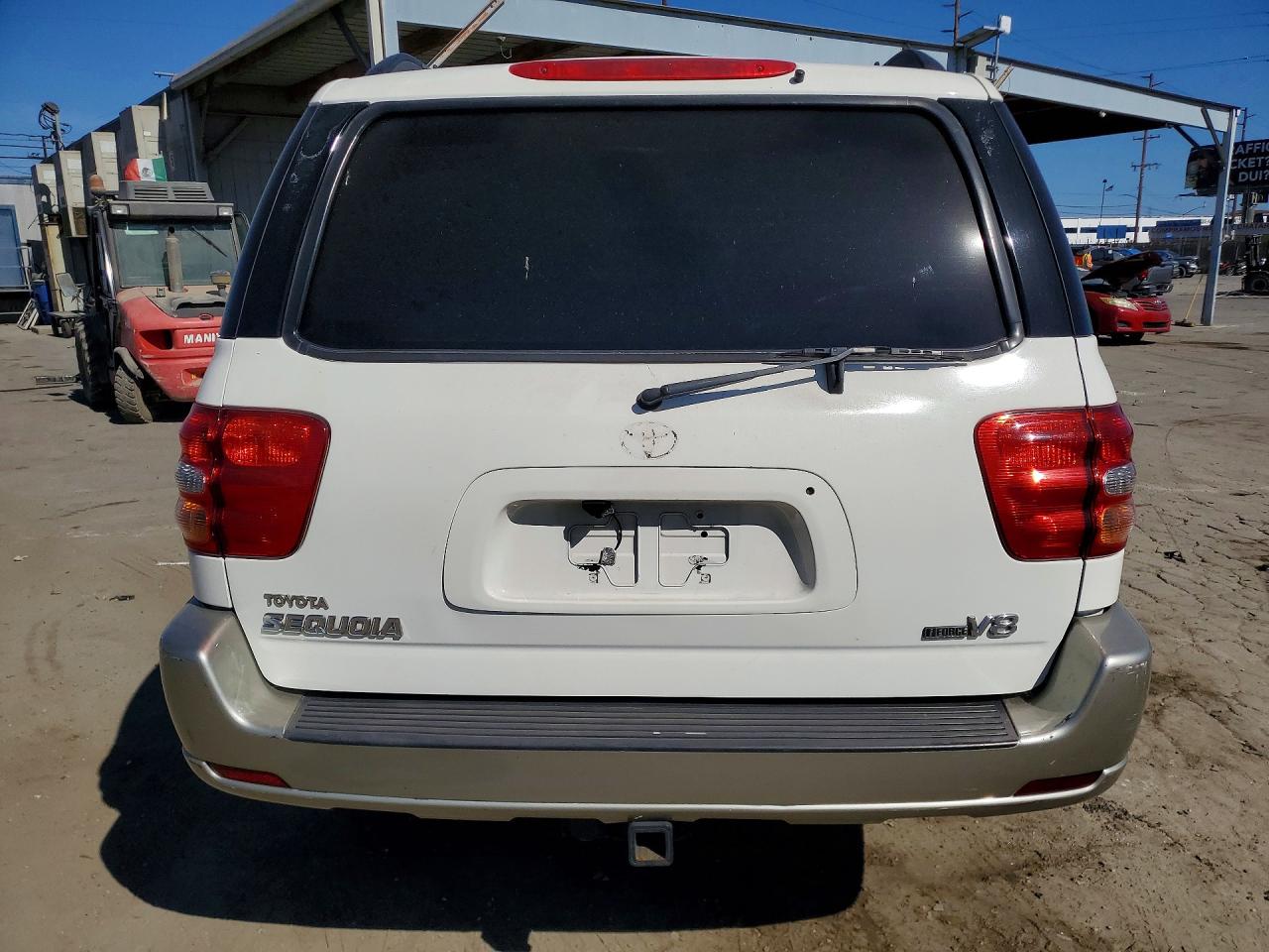 2004 Toyota Sequoia Sr5 Серебряный vin: 5TDZT34AX4S229226