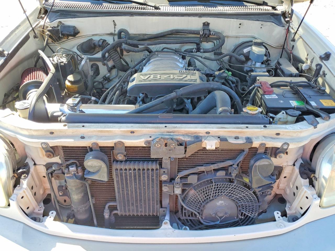 2004 Toyota Sequoia Sr5 Серебряный vin: 5TDZT34AX4S229226