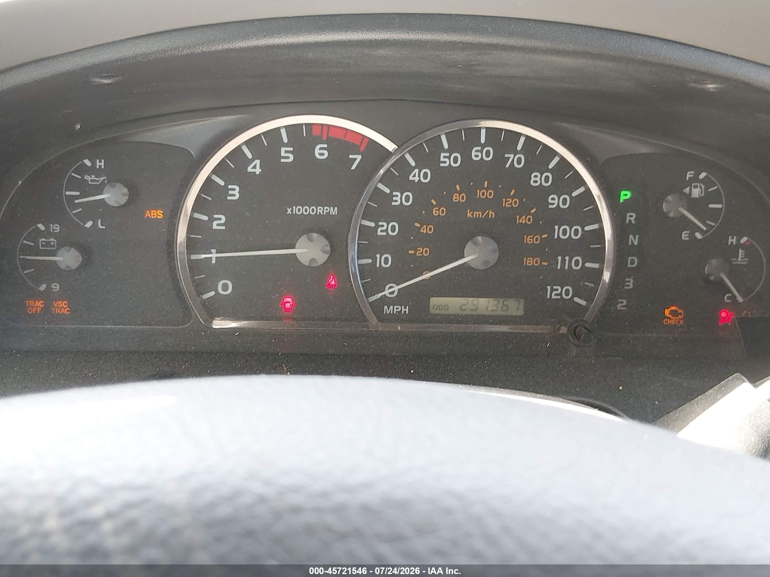 2005 Toyota Sequoia Sr5 V8 Silver vin: 5TDZT34AX5S249865