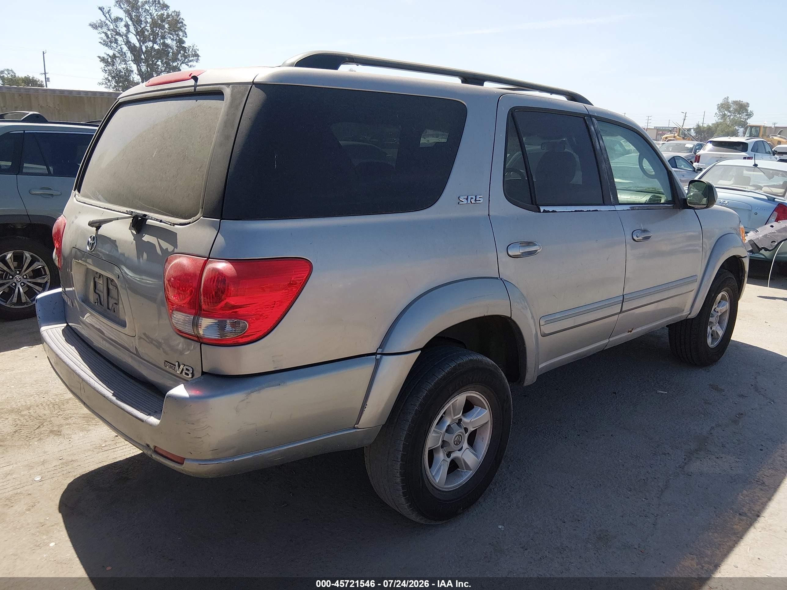 2005 Toyota Sequoia Sr5 V8 Silver vin: 5TDZT34AX5S249865