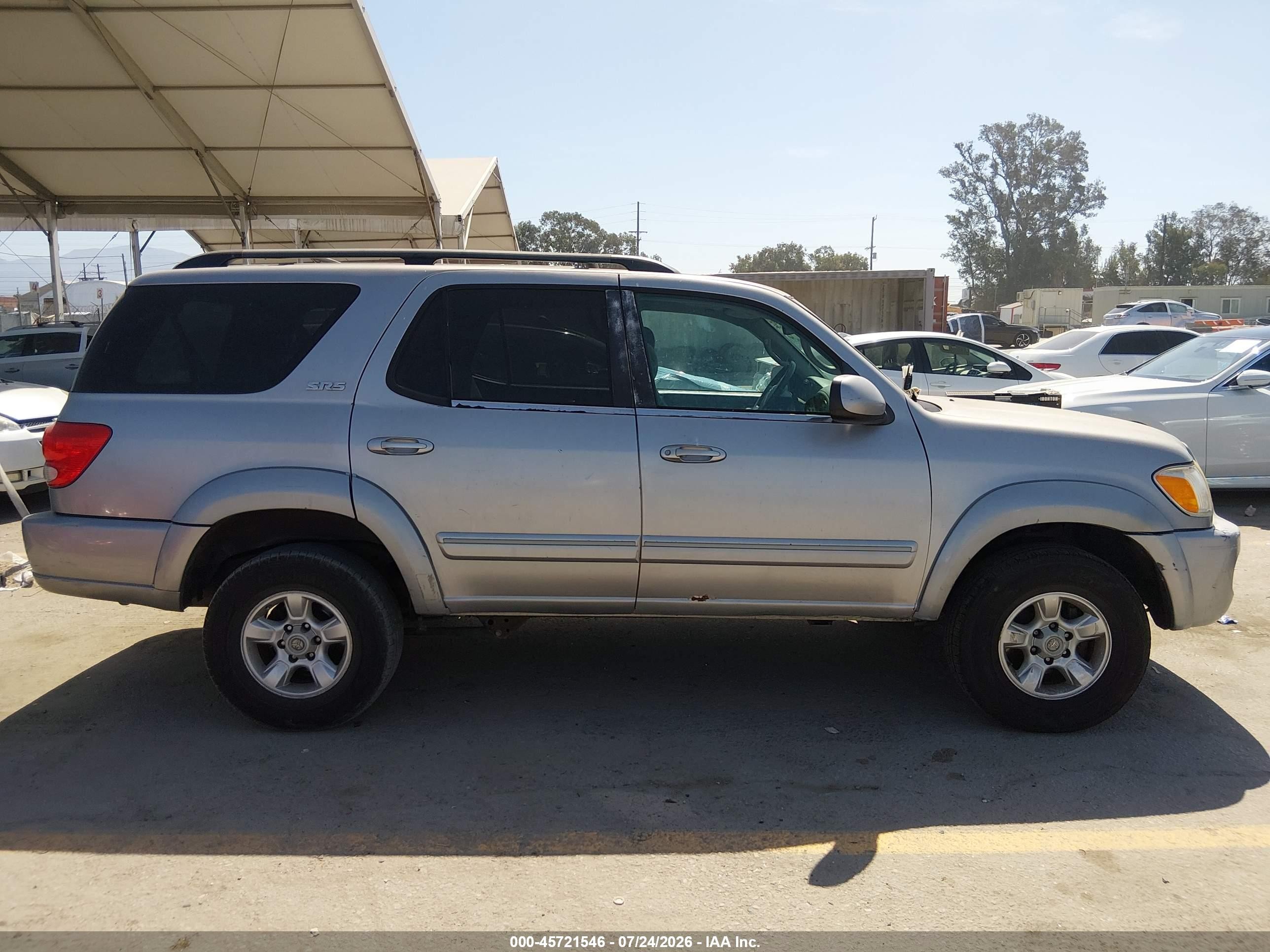 2005 Toyota Sequoia Sr5 V8 Silver vin: 5TDZT34AX5S249865