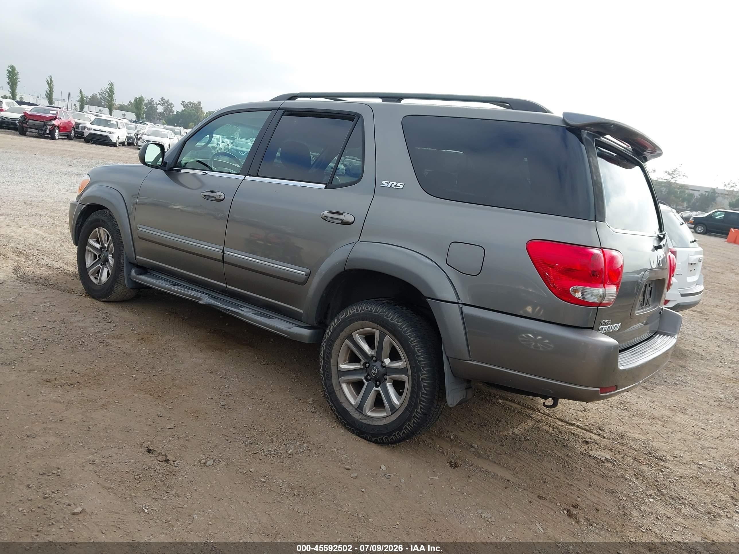 2005 Toyota Sequoia Sr5 V8 Gray vin: 5TDZT34AX5S256668