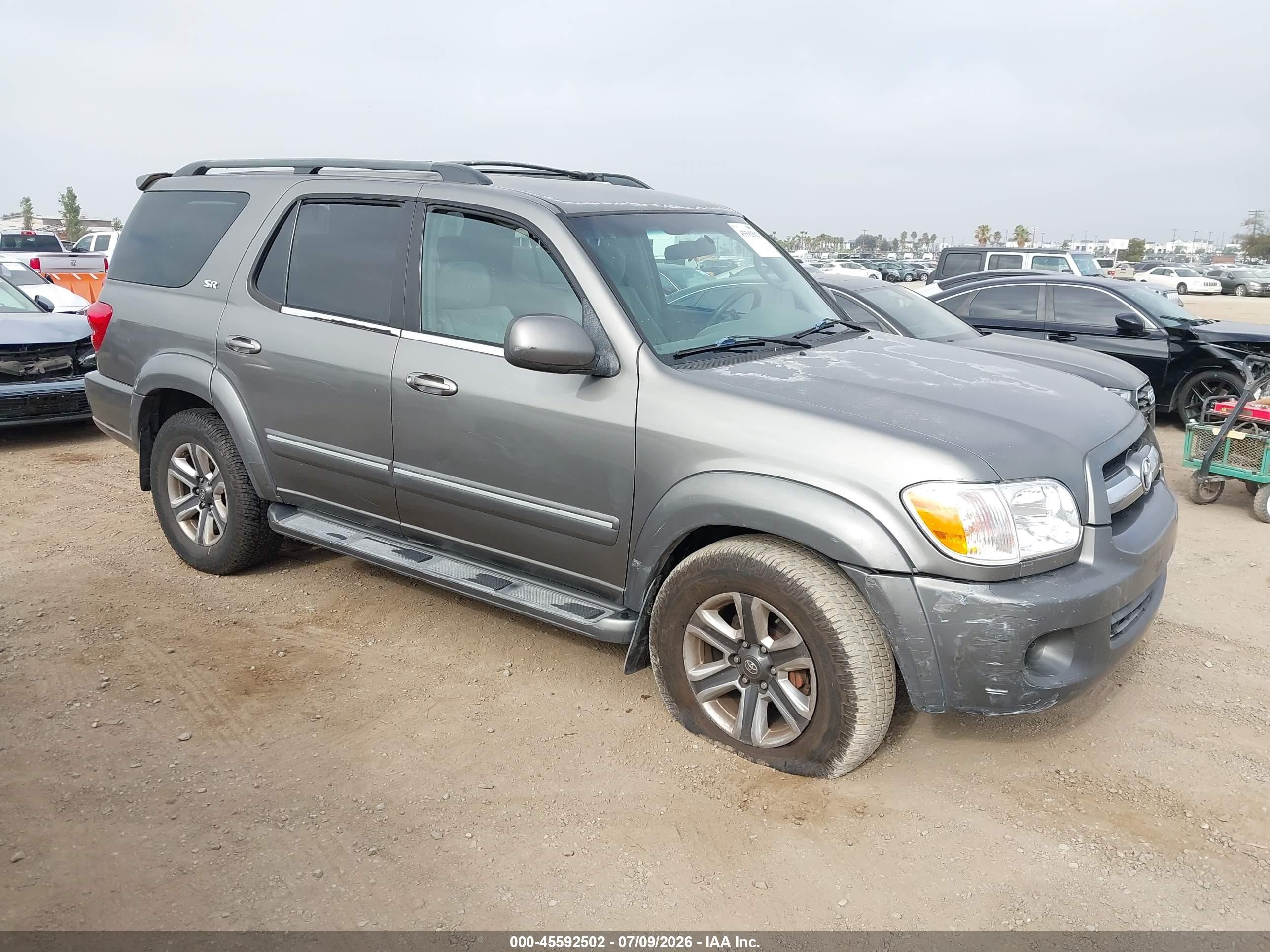 2005 Toyota Sequoia Sr5 V8 Gray vin: 5TDZT34AX5S256668