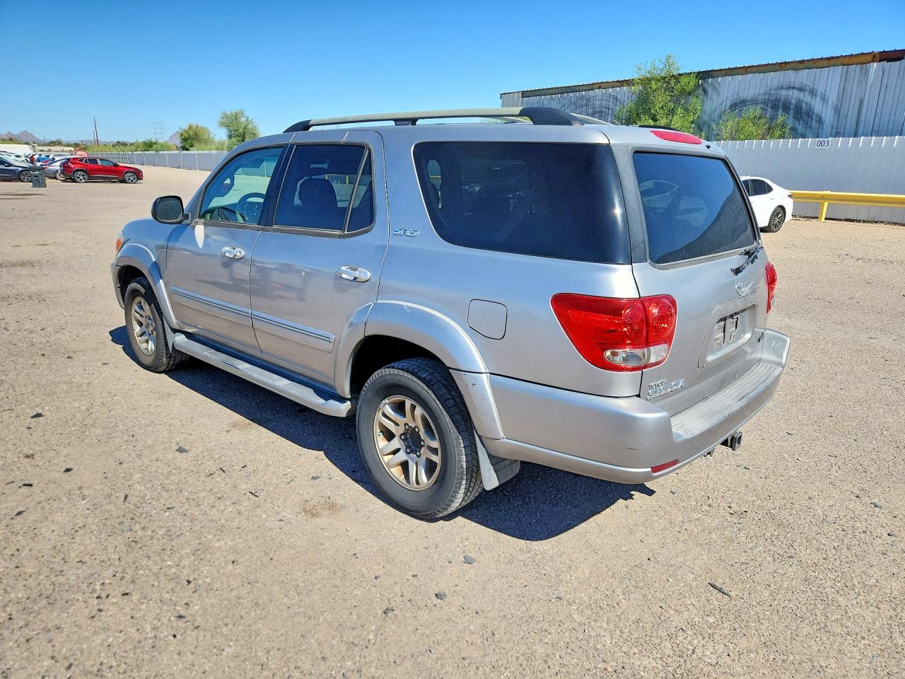 2007 Toyota Sequoia Sr5 Silver vin: 5TDZT34AX7S287423
