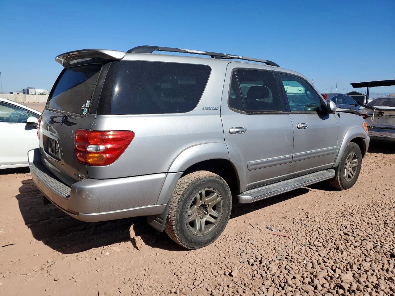 2003 Toyota Sequoia Limited Серебряный vin: 5TDZT38A03S155677