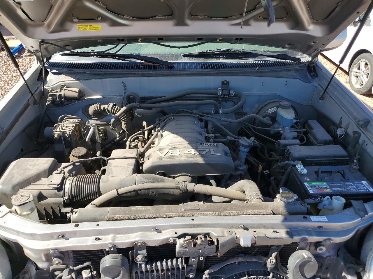 2003 Toyota Sequoia Limited Серебряный vin: 5TDZT38A03S155677