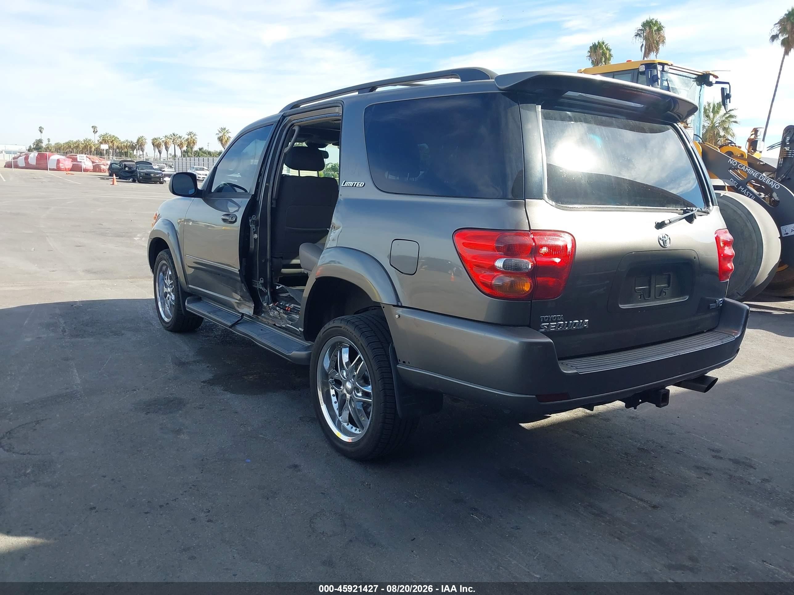 2004 Toyota Sequoia Limited V8 Серый vin: 5TDZT38A04S207424