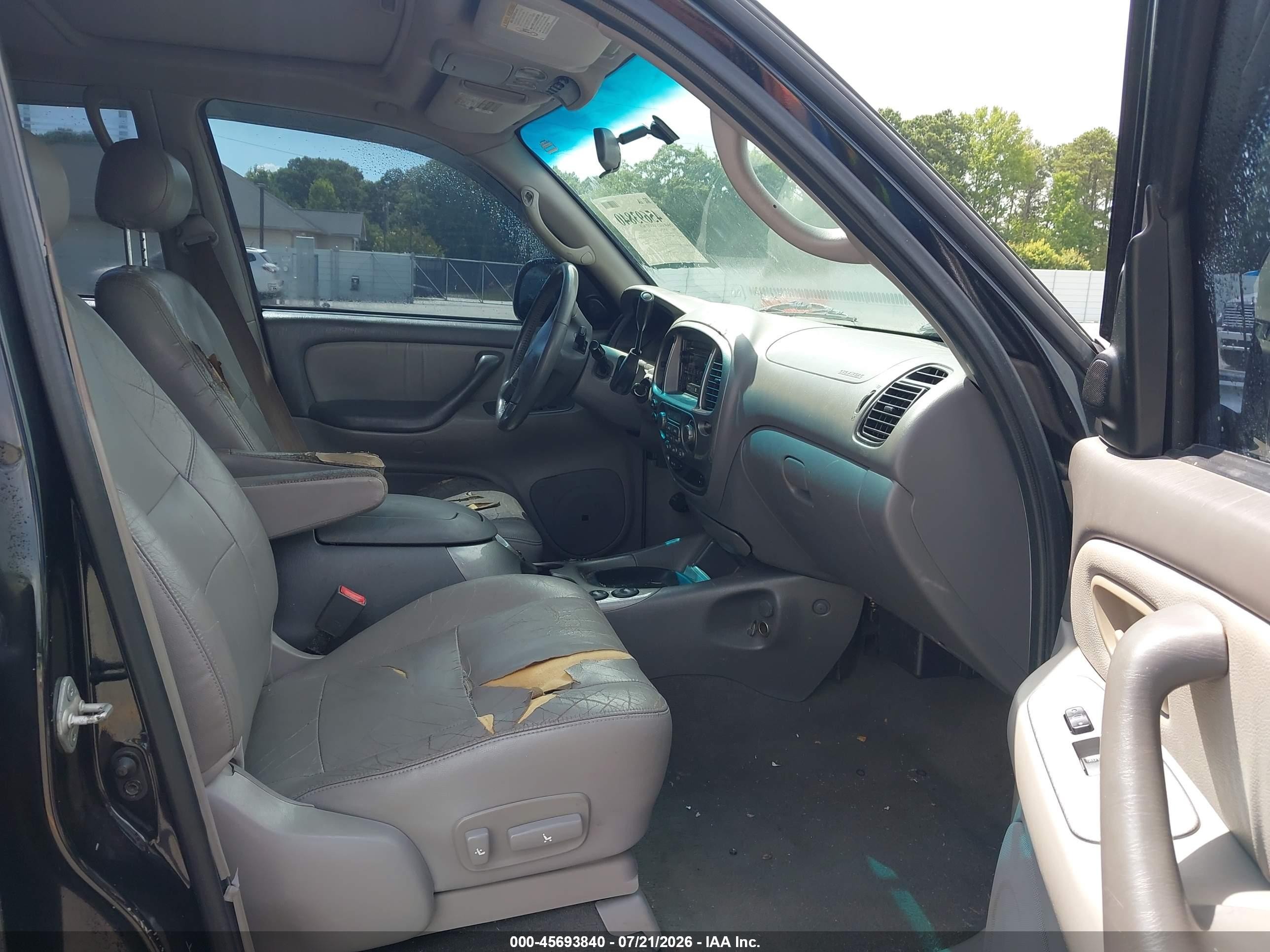 2001 Toyota Sequoia Limited V8 Black vin: 5TDZT38A11S033181