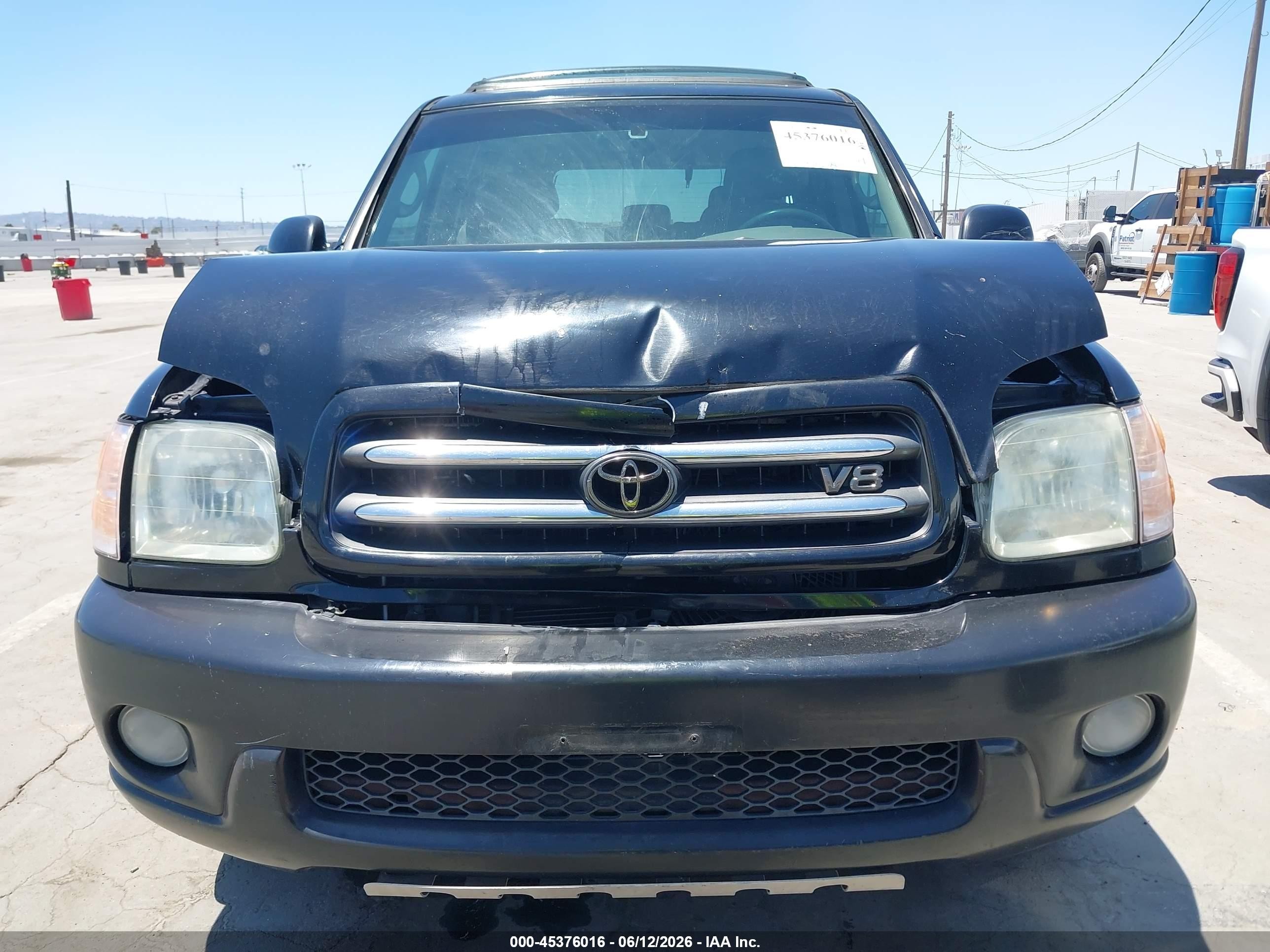 2002 Toyota Sequoia Limited V8 Black vin: 5TDZT38A12S097951