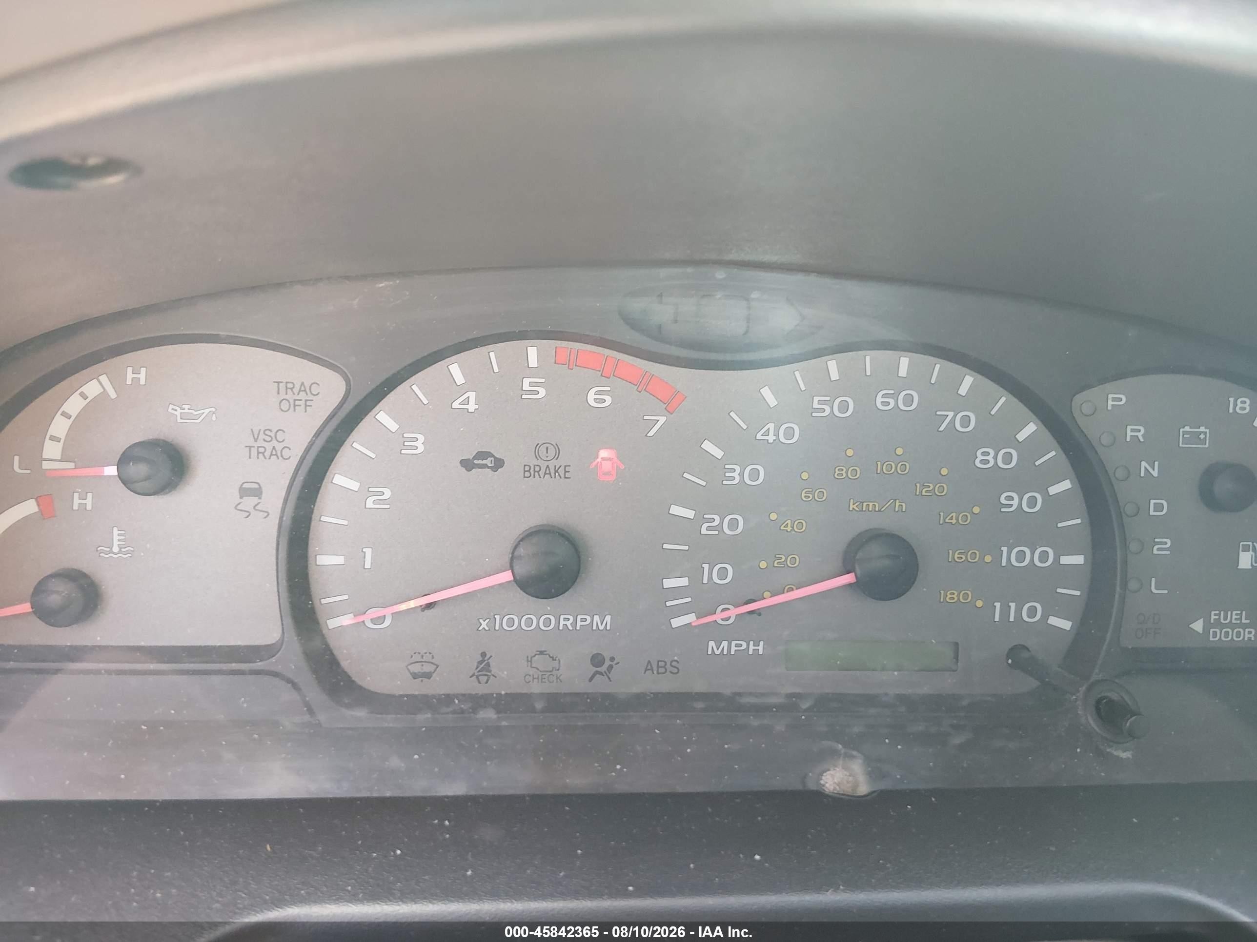 2004 Toyota Sequoia Limited V8 Белый vin: 5TDZT38A14S231635
