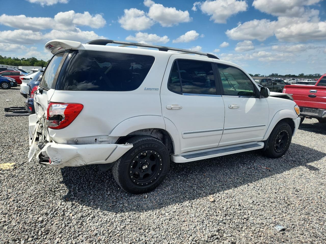 2005 Toyota Sequoia Limited White vin: 5TDZT38A15S239042