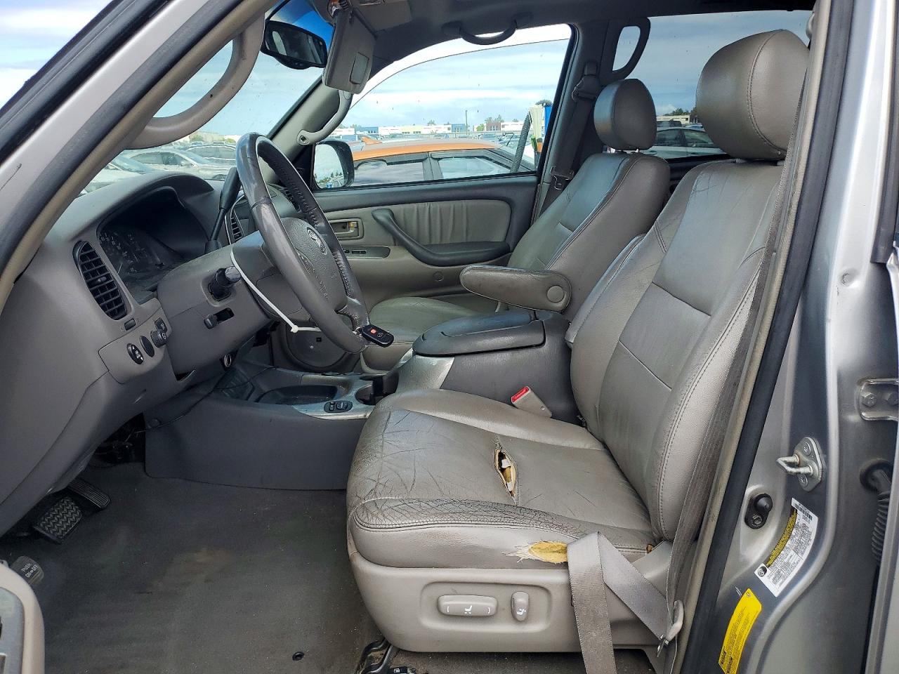 2006 Toyota Sequoia Limited Серебряный vin: 5TDZT38A16S264587