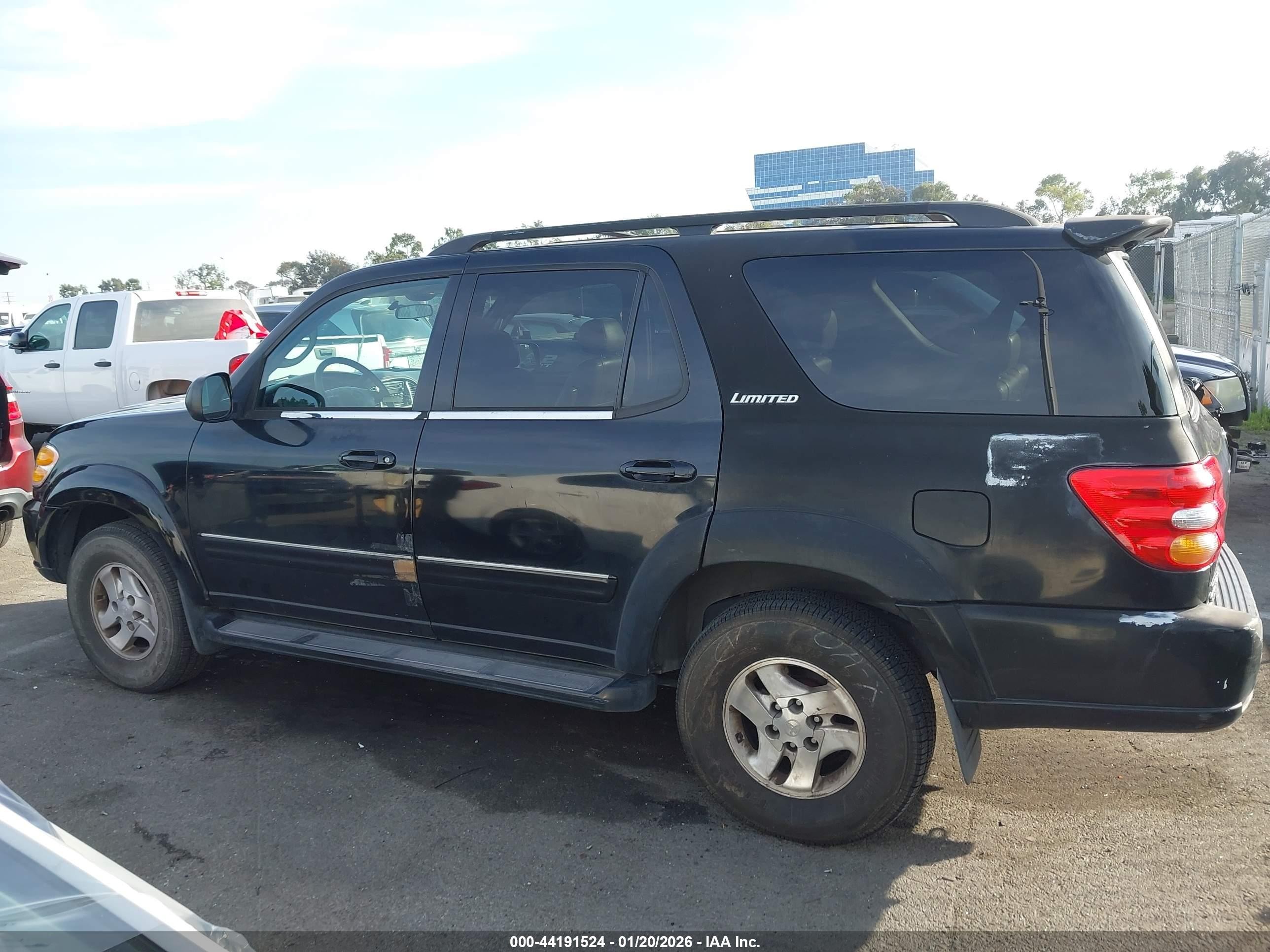 2001 Toyota Sequoia Limited V8 Black vin: 5TDZT38A41S005097