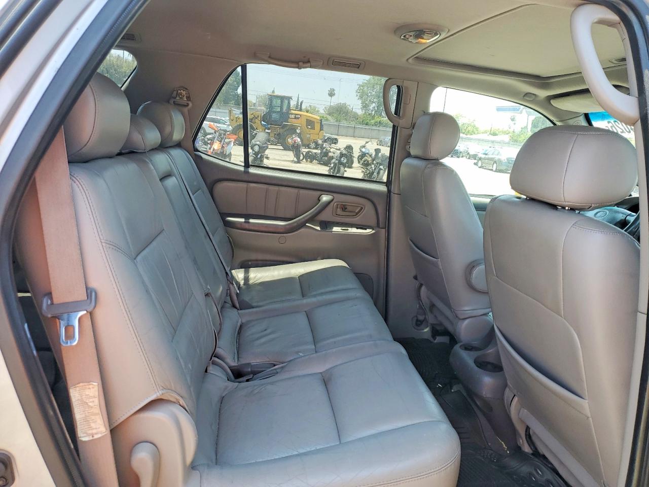 2002 Toyota Sequoia Limited Silver vin: 5TDZT38A72S079227