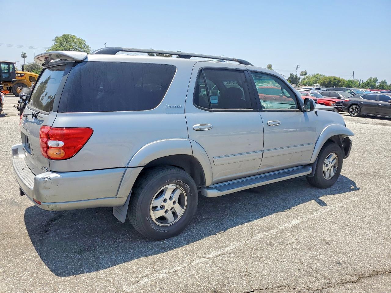 2002 Toyota Sequoia Limited Silver vin: 5TDZT38A72S079227