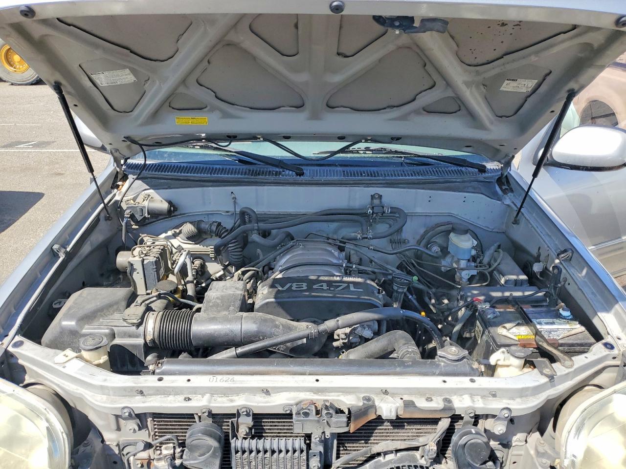 2002 Toyota Sequoia Limited Silver vin: 5TDZT38A82S073355