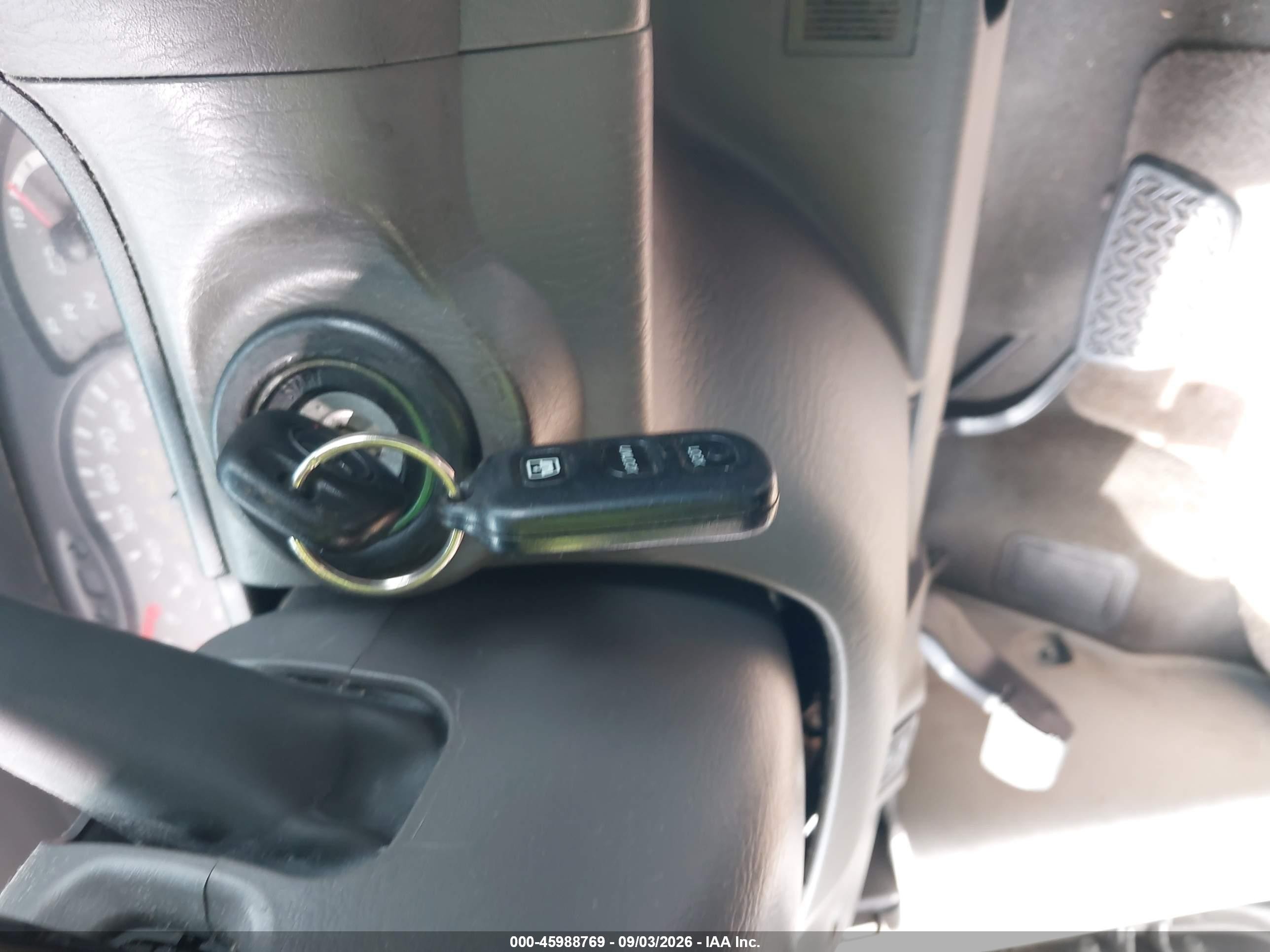 2002 Toyota Sequoia Limited V8 Silver vin: 5TDZT38A82S080774