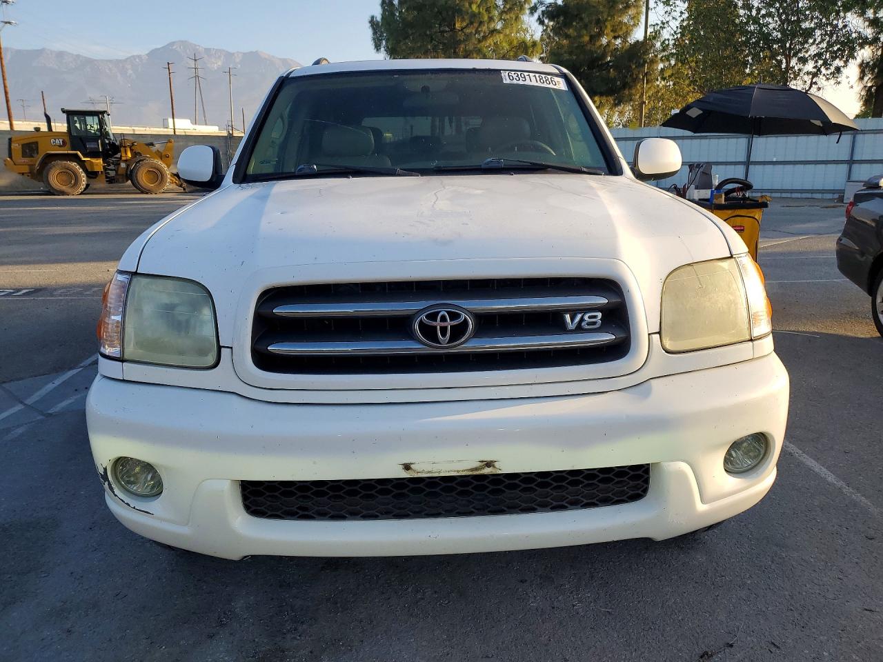 2002 Toyota Sequoia Limited White vin: 5TDZT38A92S086857