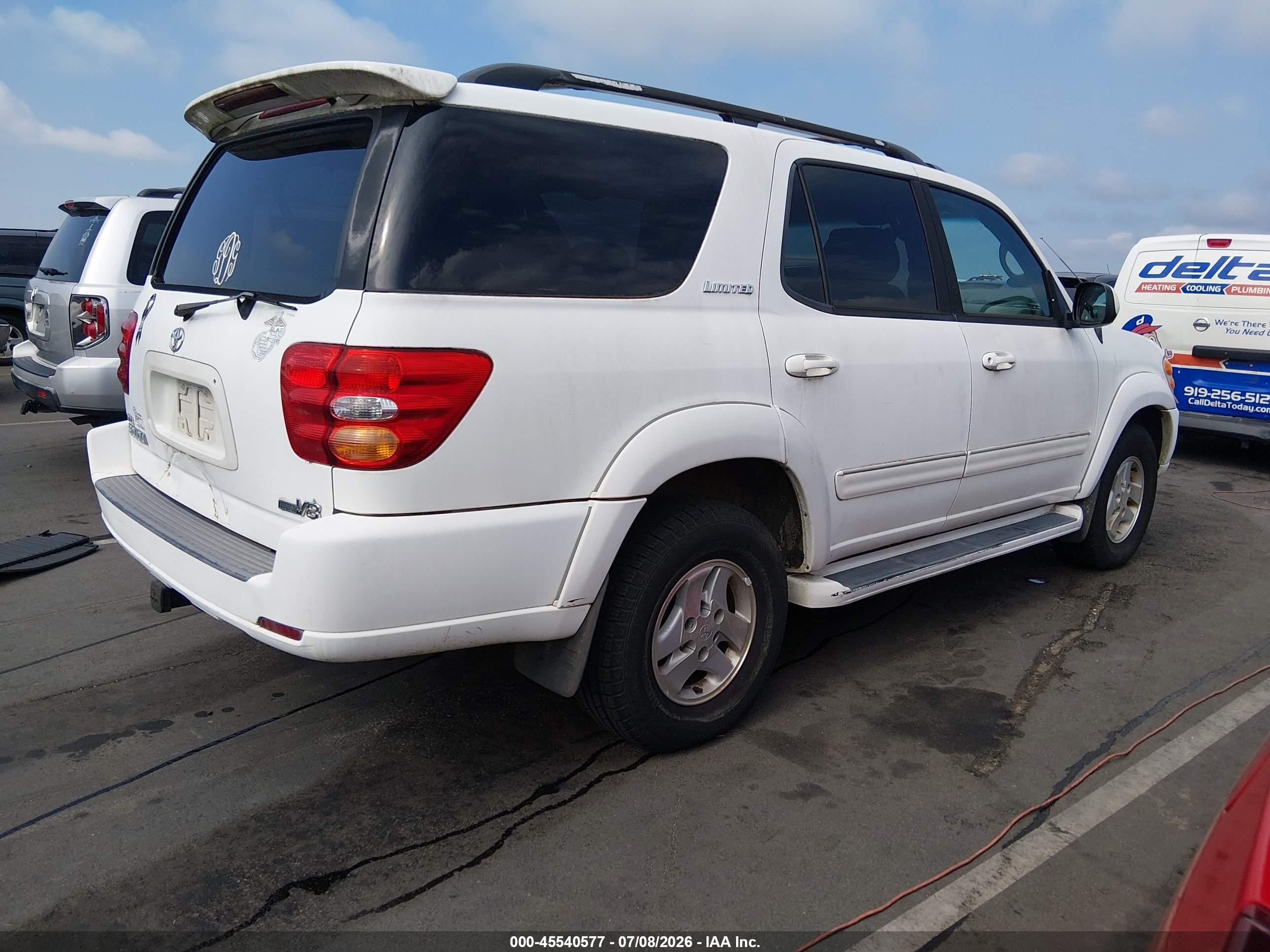 2002 Toyota Sequoia Limited V8 White vin: 5TDZT38AX2S087337