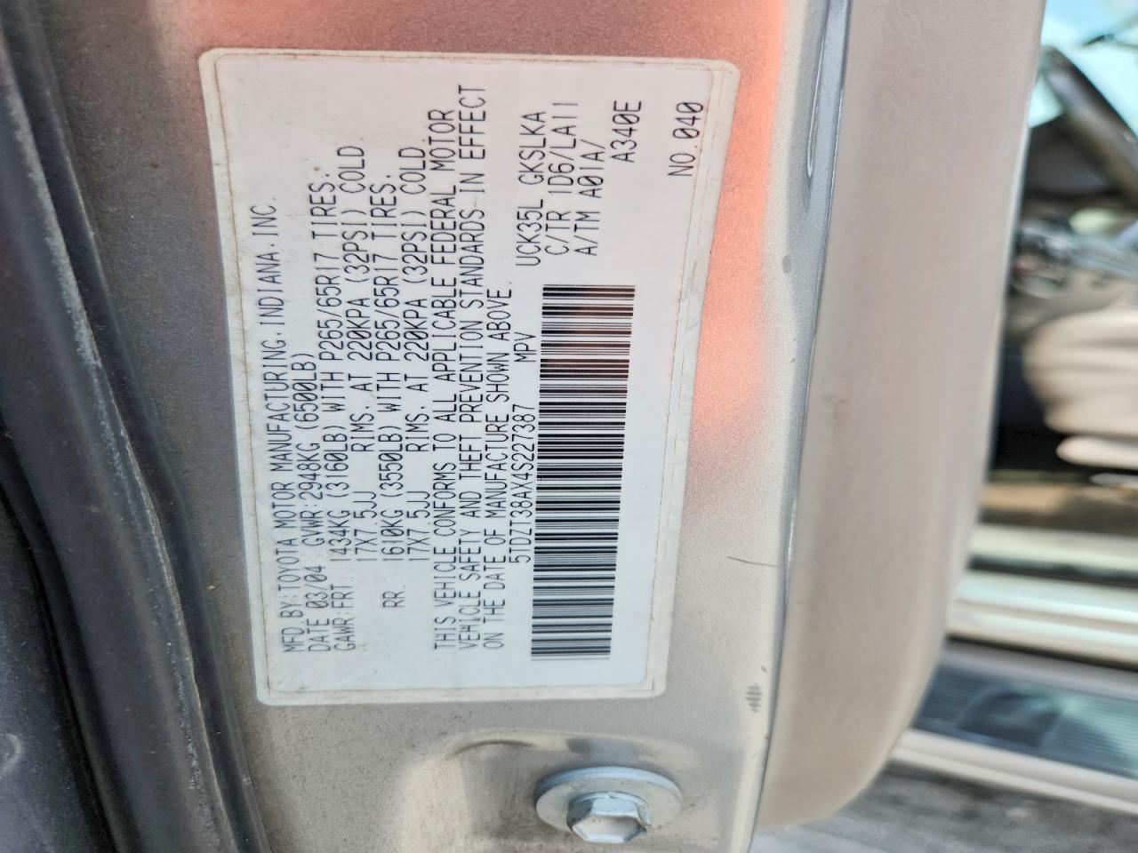 2004 Toyota Sequoia Gray vin: 5TDZT38AX4S227387
