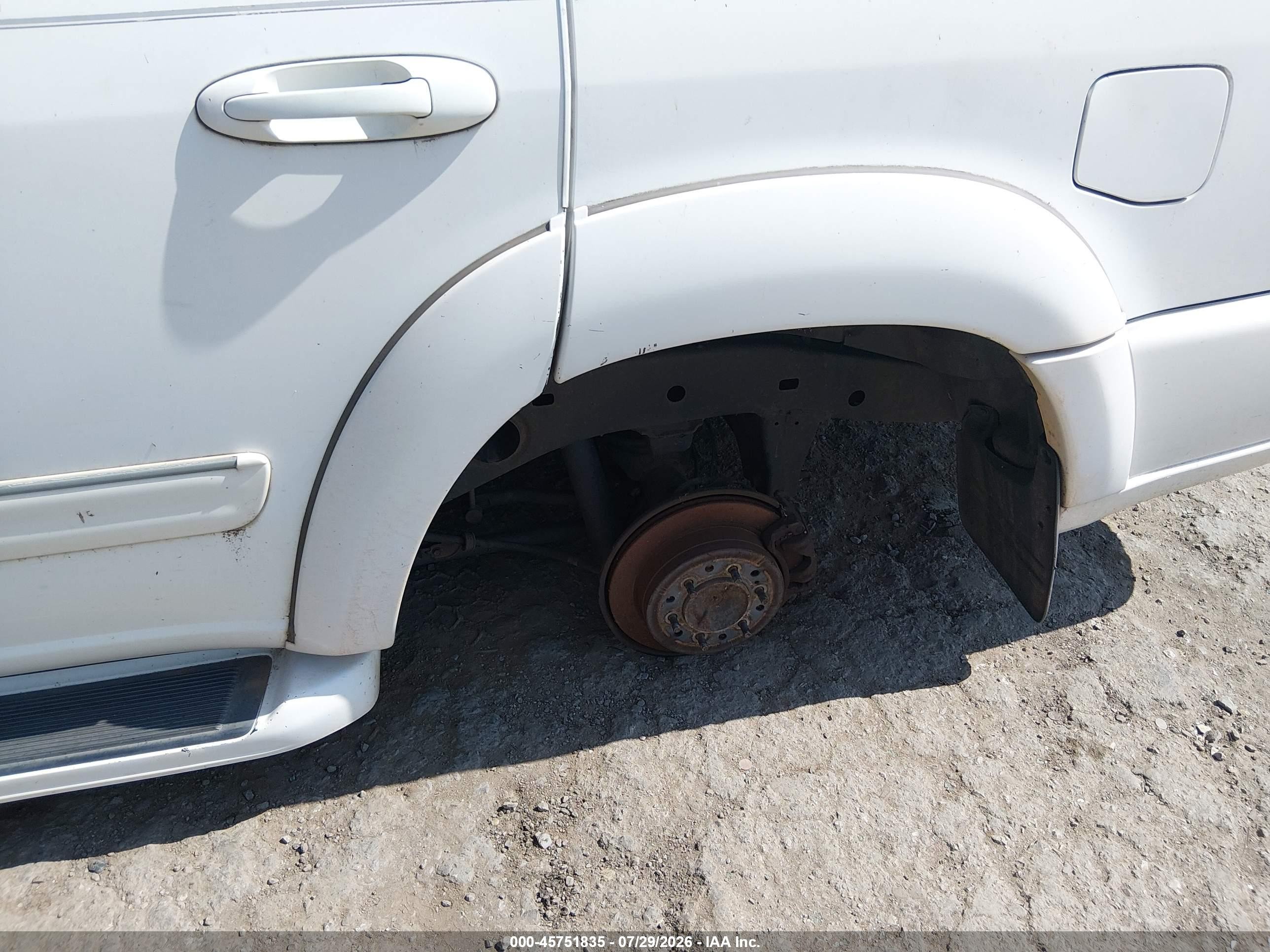 2004 Toyota Sequoia Limited V8 Белый vin: 5TDZT38AX4S233545