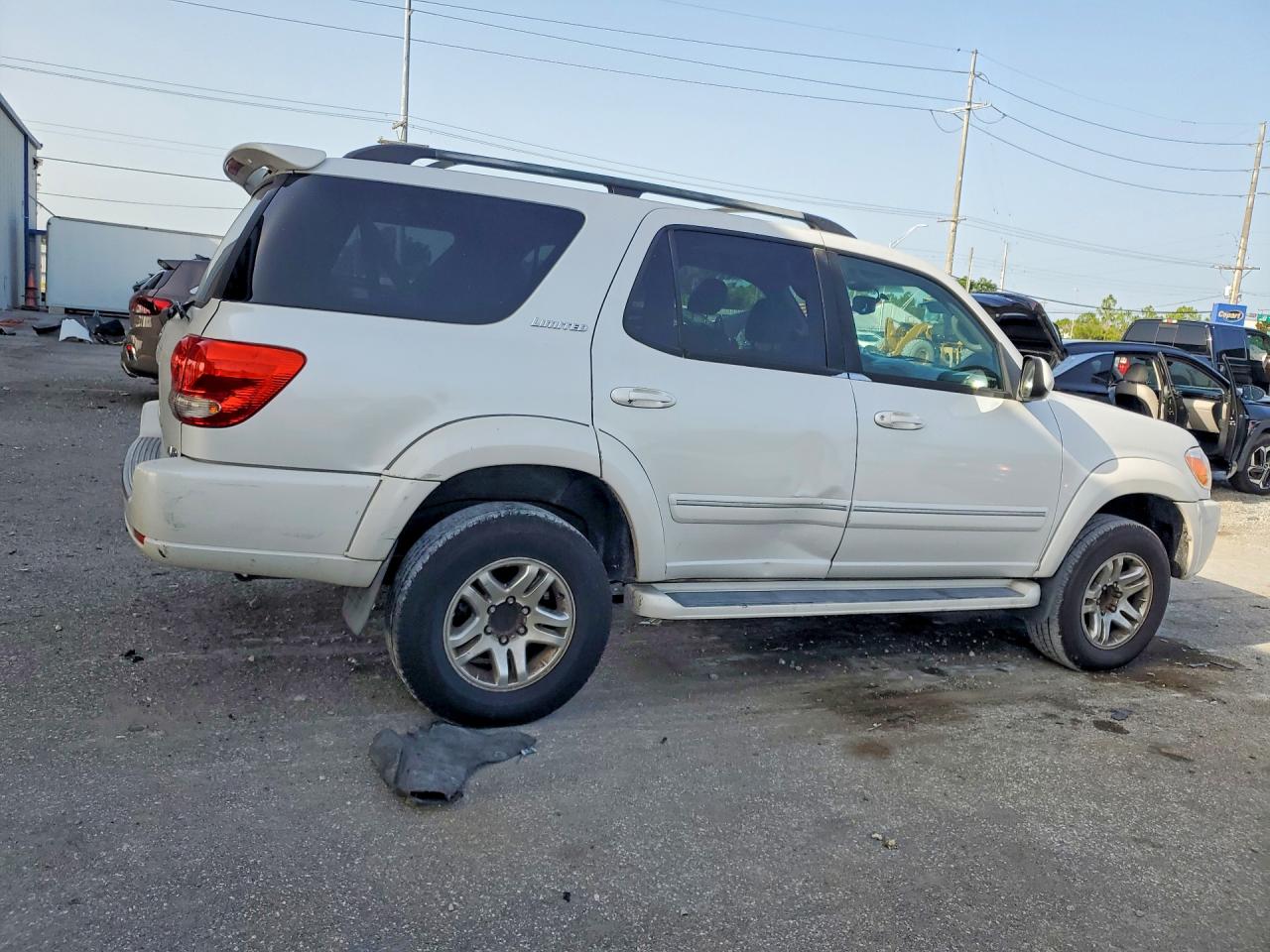 2006 Toyota Sequoia Limited White vin: 5TDZT38AX6S280819