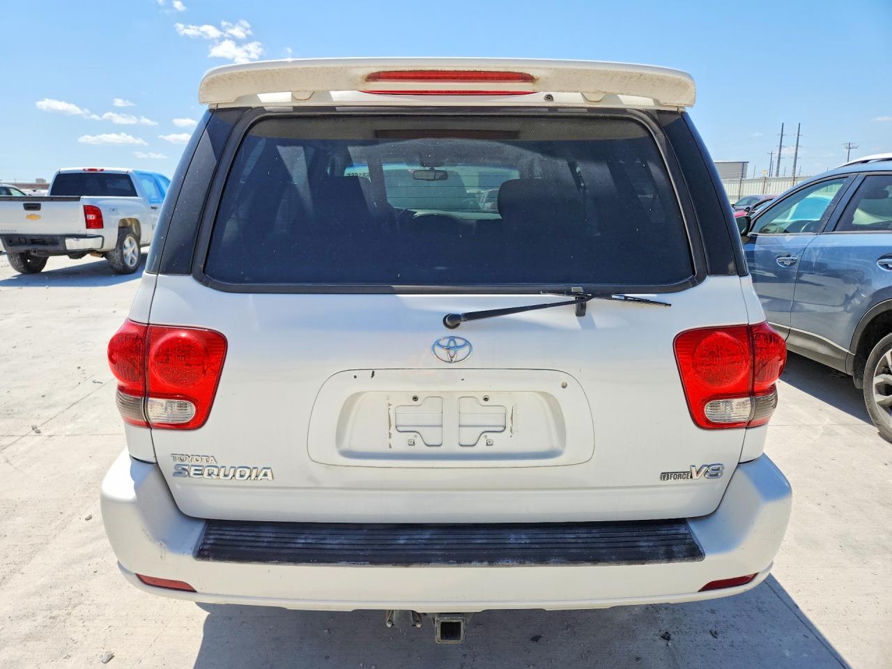 2007 Toyota Sequoia Limited White vin: 5TDZT38AX7S285388