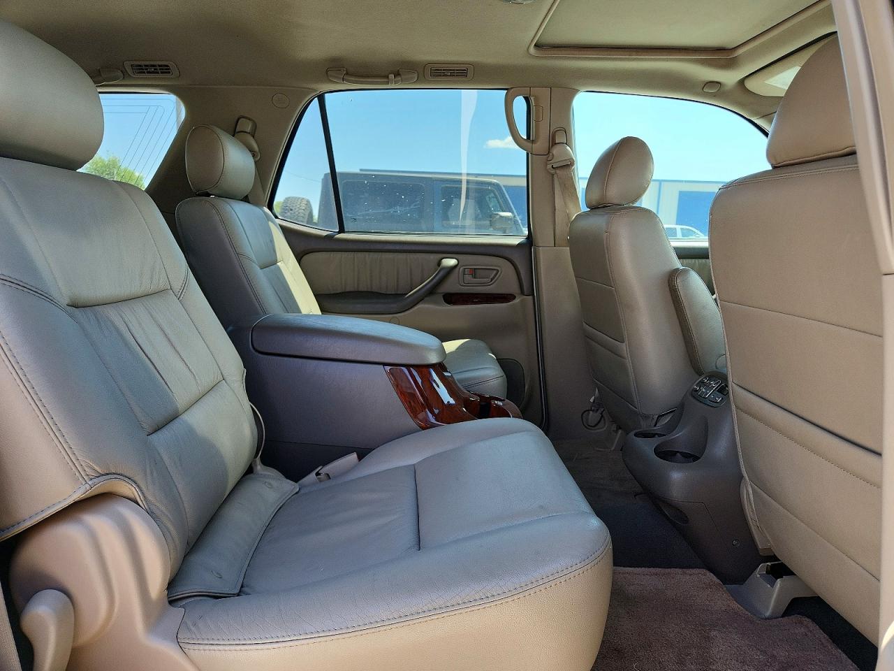 2007 Toyota Sequoia Limited White vin: 5TDZT38AX7S285388