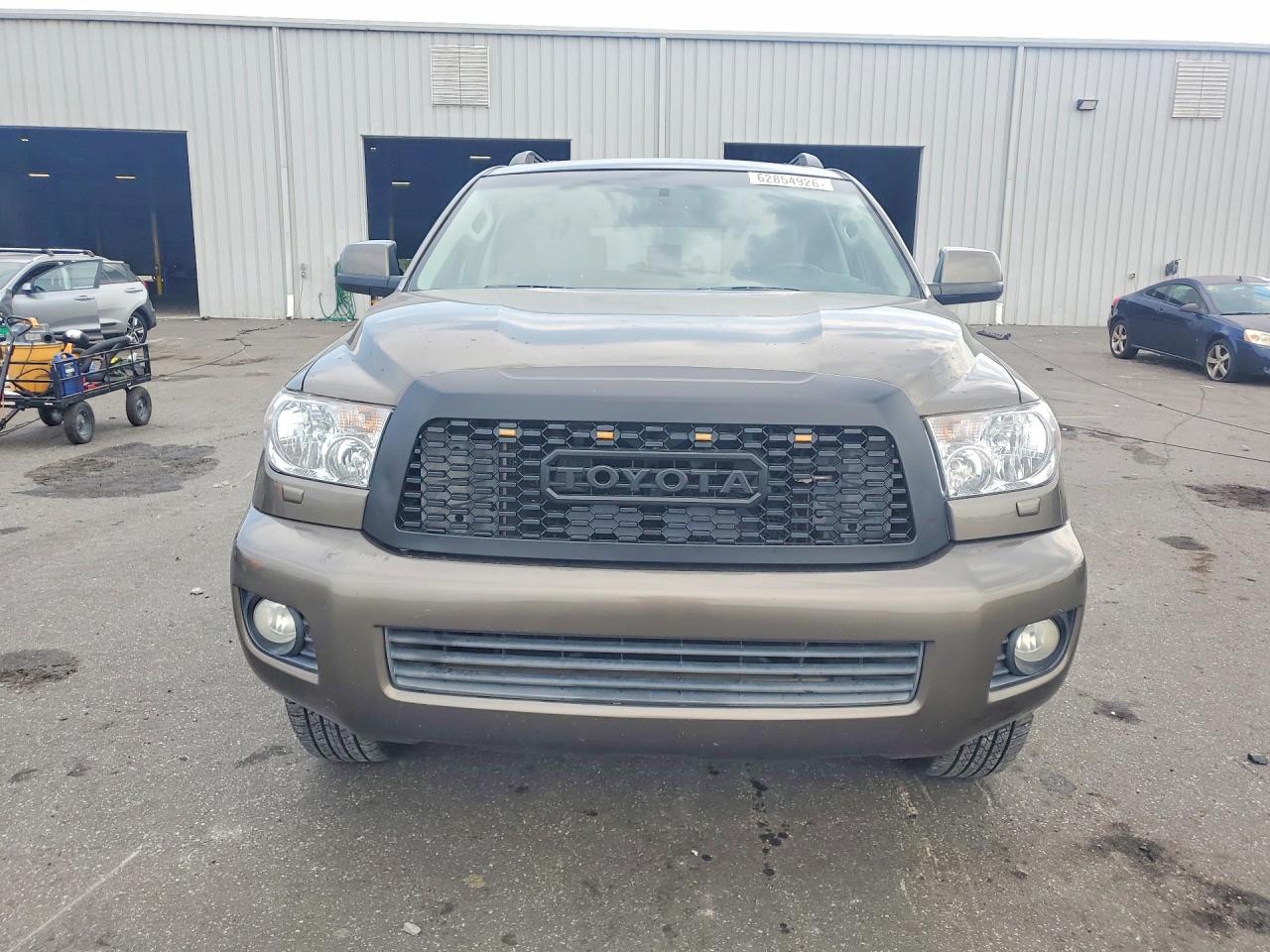 2011 Toyota Sequoia Sr5 Tan vin: 5TDZY5G13BS034512