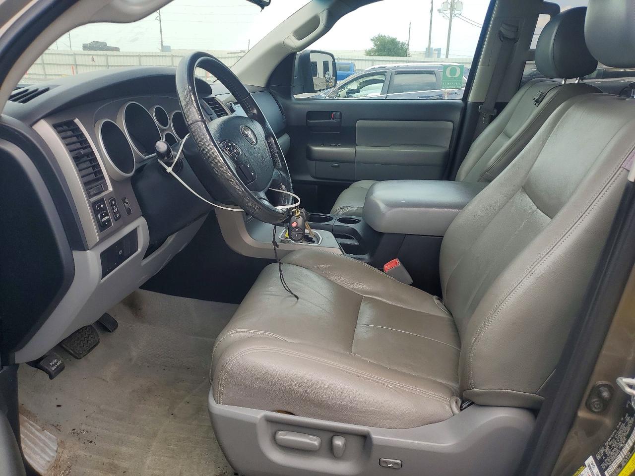 2011 Toyota Sequoia Sr5 Tan vin: 5TDZY5G13BS034512