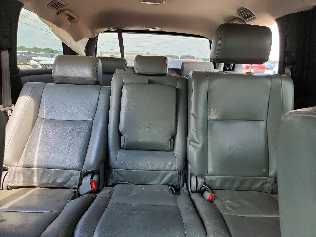 2011 Toyota Sequoia Sr5 Black vin: 5TDZY5G14BS035331