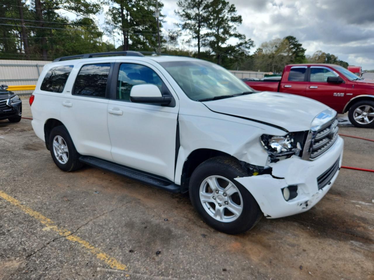2013 Toyota Sequoia Sr5 White vin: 5TDZY5G14DS046428