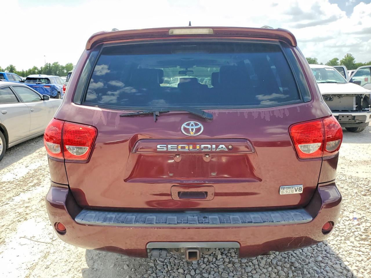 2011 Toyota Sequoia Sr5 Maroon vin: 5TDZY5G16BS032172