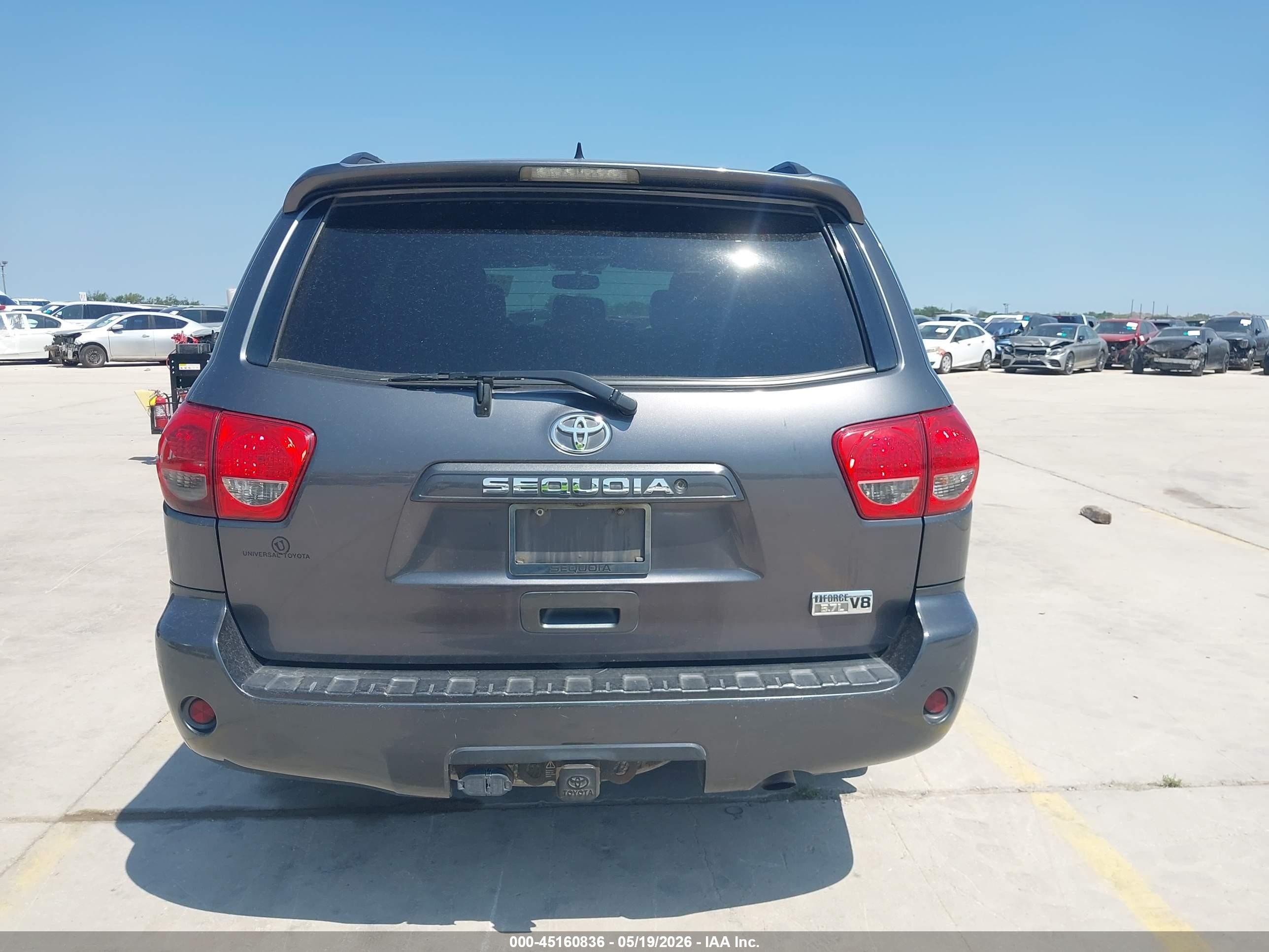 2015 Toyota Sequoia Sr5 5.7l V8 Gray vin: 5TDZY5G17FS059550