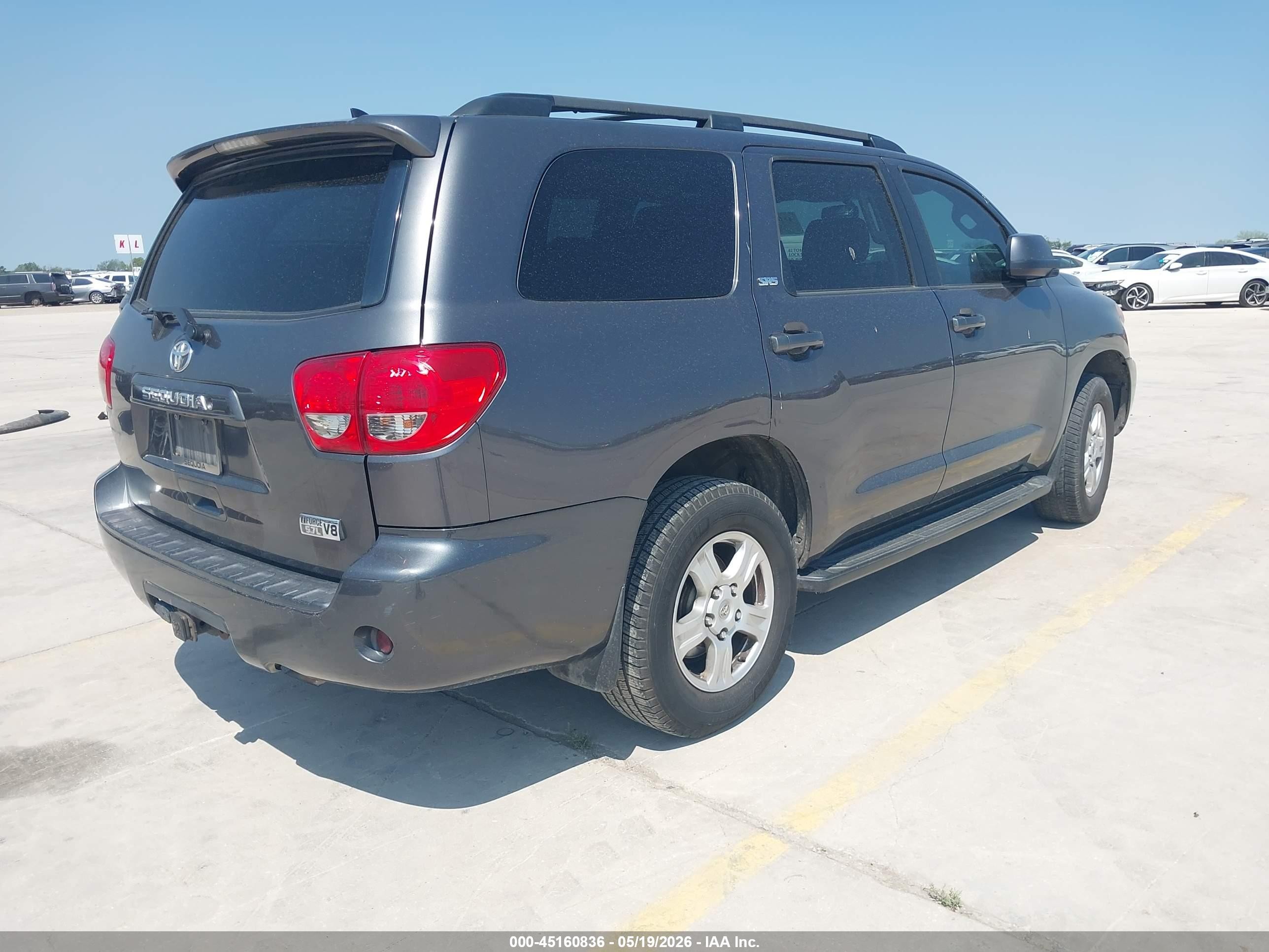 2015 Toyota Sequoia Sr5 5.7l V8 Gray vin: 5TDZY5G17FS059550