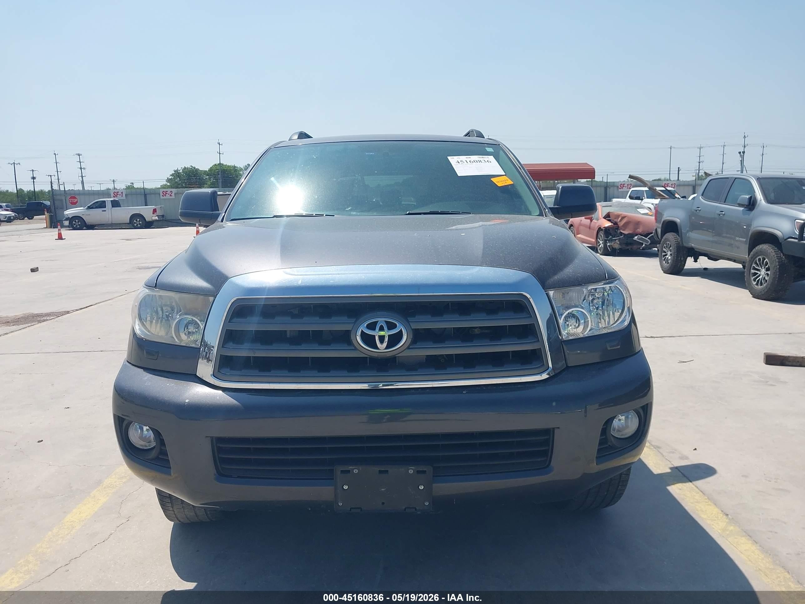 2015 Toyota Sequoia Sr5 5.7l V8 Gray vin: 5TDZY5G17FS059550